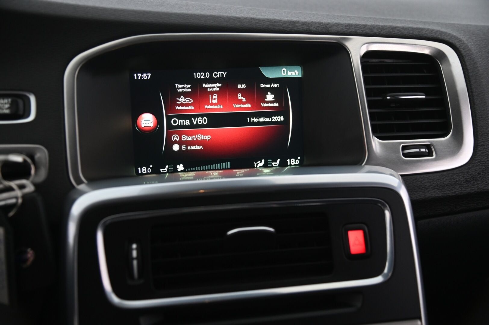 Volvo V60 2016 D4 Business Summum Edition aut - ACC | VOC | Koukku | Sähkönahat muistilla | Näytöt takana | Digimittari | Ratinlämmitin | 