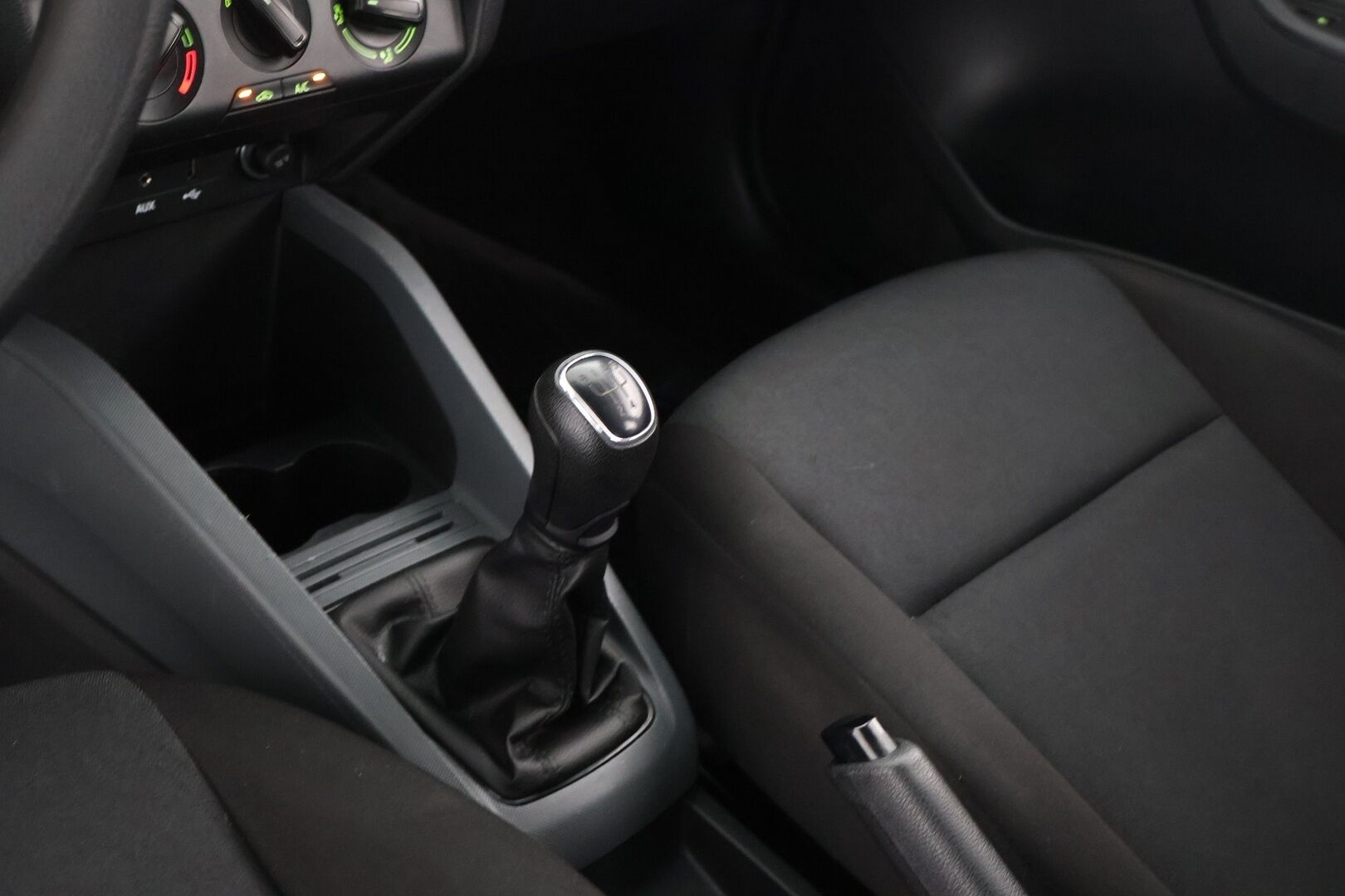 Skoda Fabia 2016 Combi 1,4  TDI 90 Active - Suomi-auto | Lohkolämmitin | Vetokoukku | Jakohihna tehty! 