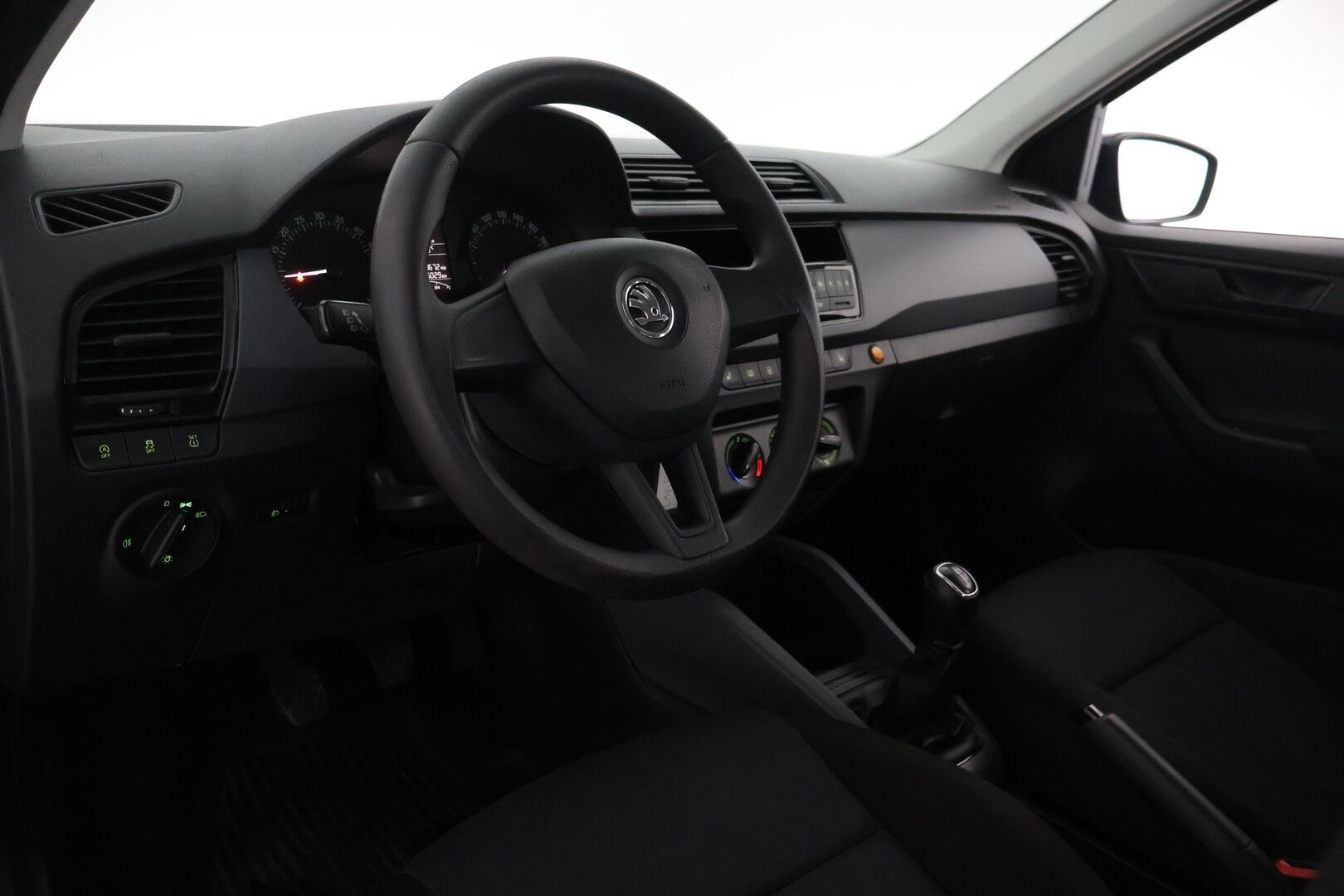 Skoda Fabia 2016 Combi 1,4  TDI 90 Active - Suomi-auto | Lohkolämmitin | Vetokoukku | Jakohihna tehty! 