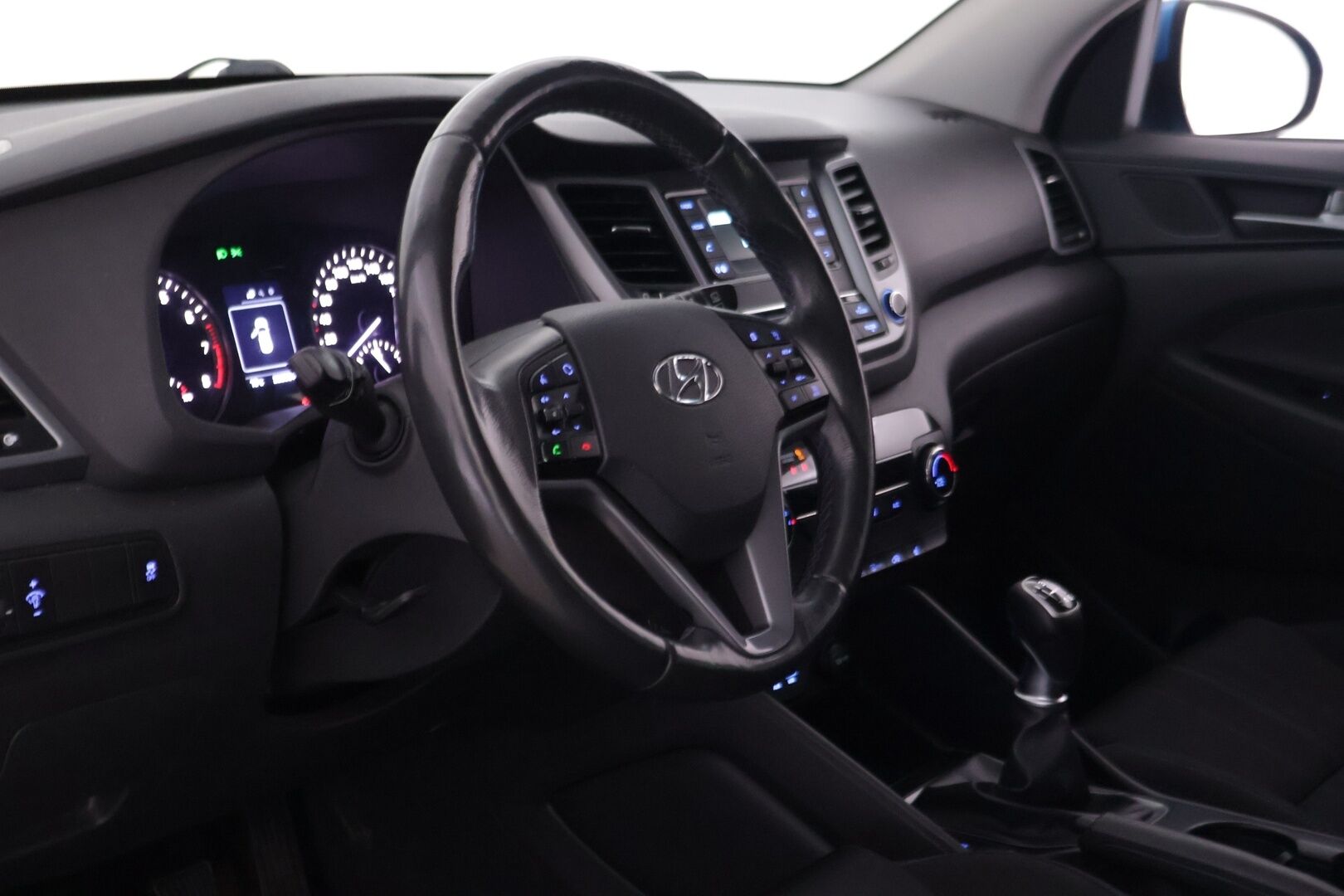 Hyundai Tucson 2016 1,6 6MT ISG Classic - Vakkari | Tutka | Ratinlämmitin | Lohko | Hyvin huollettu | Suomi-auto