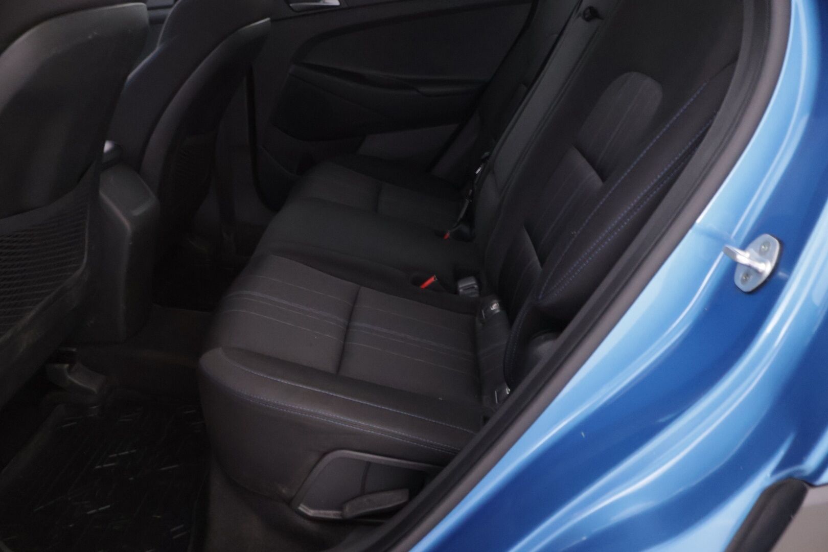 Hyundai Tucson 2016 1,6 6MT ISG Classic - Vakkari | Tutka | Ratinlämmitin | Lohko | Hyvin huollettu | Suomi-auto
