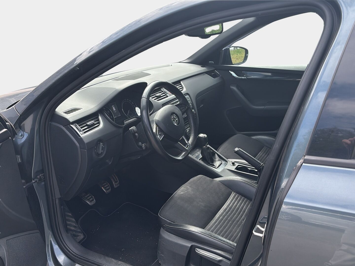 Skoda Octavia 2016 Combi 2,0 TSI RS *Yritys Outlet- Myydään vain yrityksille!* - | Bc racing alusta | Stage 2 | Canton-äänijärjestelmä |