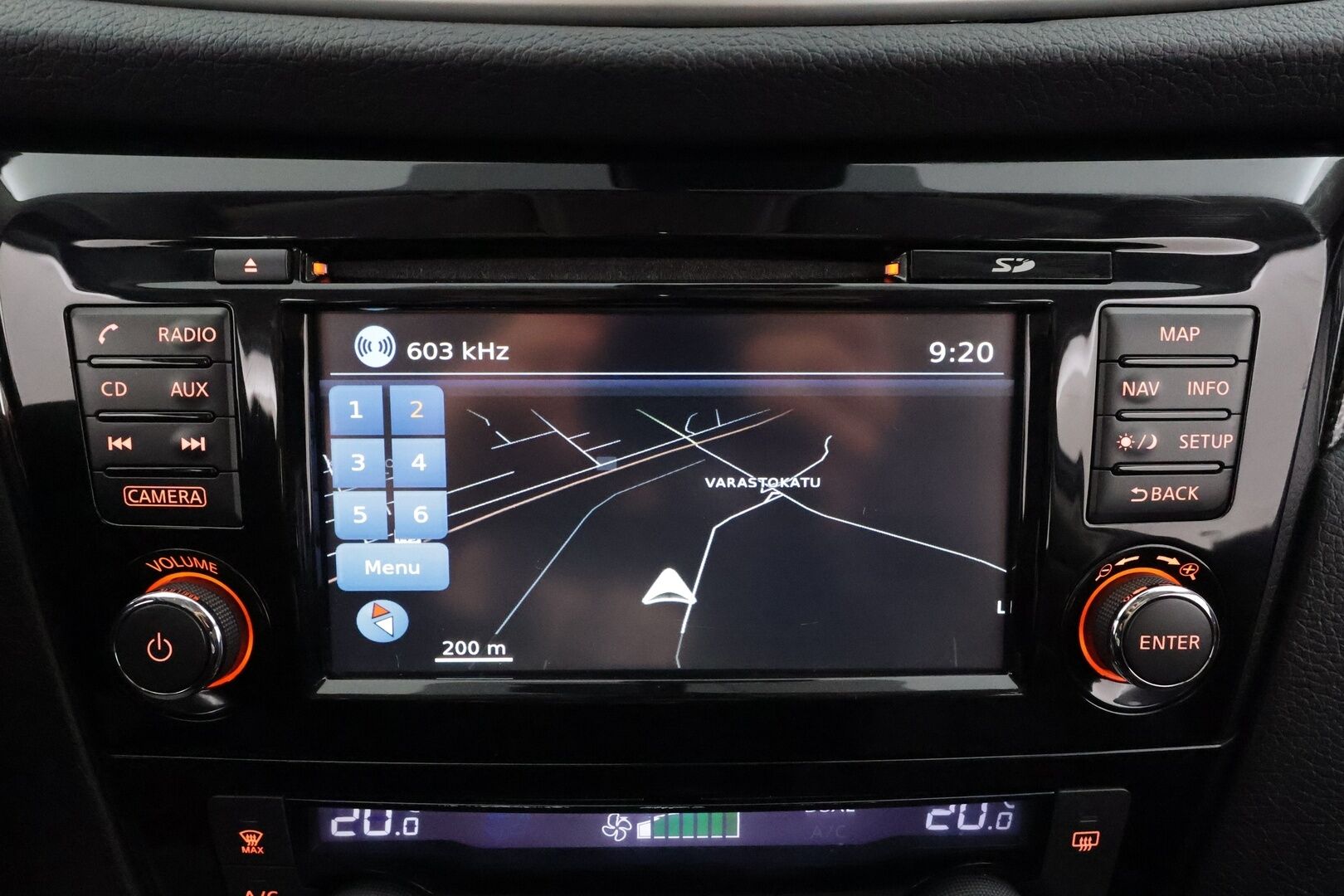 Nissan X-Trail 2016 DIG-T 163 Tekna 2WD 6 MT Moonroof E6 * Vakkari / Lohko&Sisä / Koukku / 360-Kamera / Sähköpenkit / Panorama * - Suomi-auto / Kahdet renkaat - HULLUT AVAJAISHULINAT KORKOTARJOUS 3,29 %