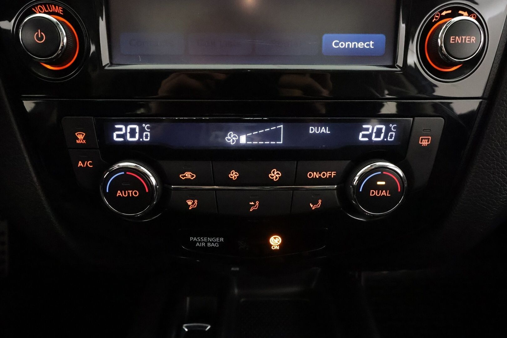 Nissan X-Trail 2016 DIG-T 163 Tekna 2WD 6 MT Moonroof E6 * Vakkari / Lohko&Sisä / Koukku / 360-Kamera / Sähköpenkit / Panorama * - Suomi-auto / Kahdet renkaat