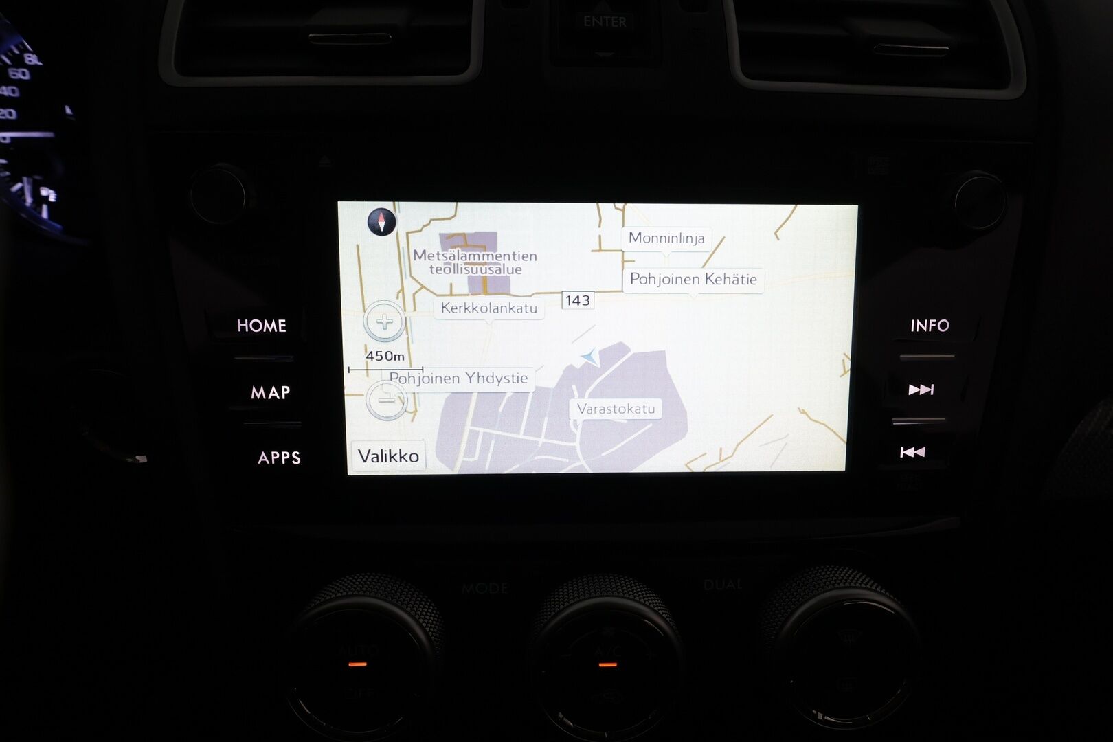 Subaru Levorg 2016 1,6i GT-S CVT **Lasikattoluukku / Koukku / P.Kamera / Nahkaverhoilu / Katveavustin / Navi / Vakkari** - Kahdet Renkaat
