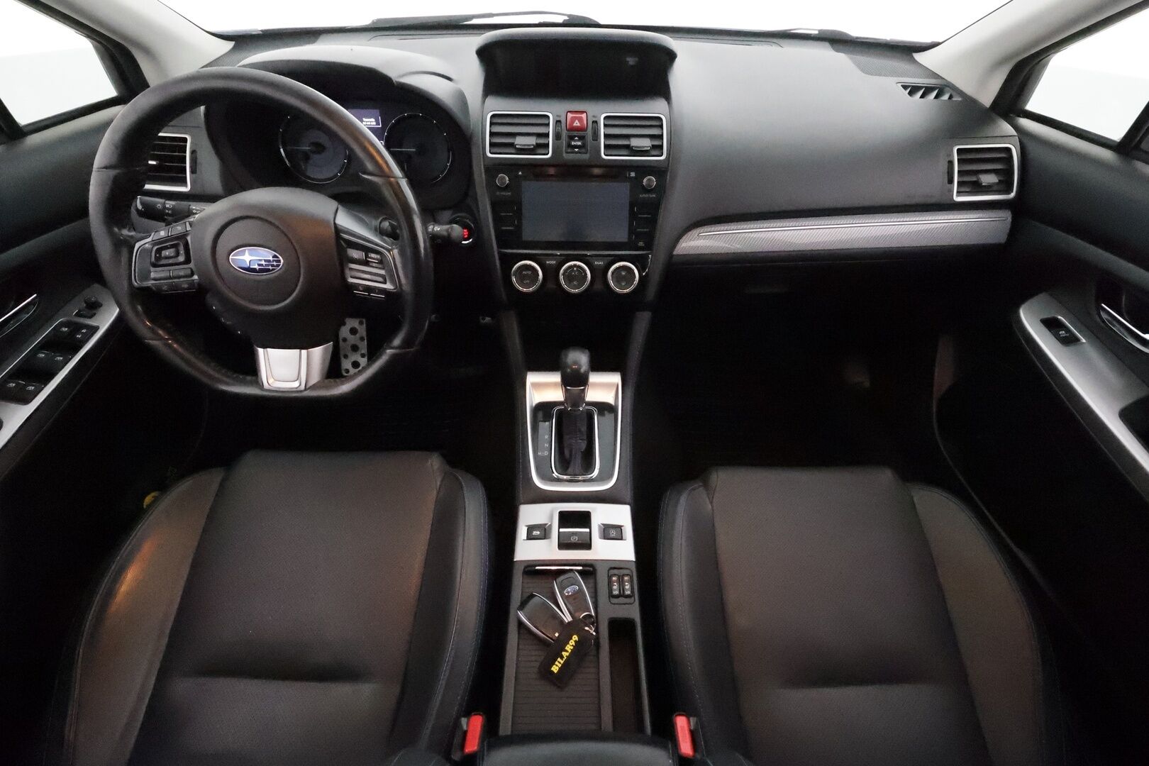 Subaru Levorg 2016 1,6i GT-S CVT **Lasikattoluukku / Koukku / P.Kamera / Nahkaverhoilu / Katveavustin / Navi / Vakkari** - Kahdet Renkaat
