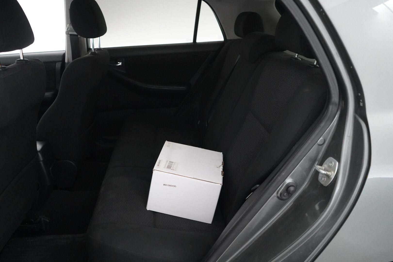 Toyota Corolla 2007 Hatchback 1.4 D-4D - Myydään huutokaupat.com - Vetokoukku | Cruise | Ilmastointi | Kahdet renkaat vanteilla 