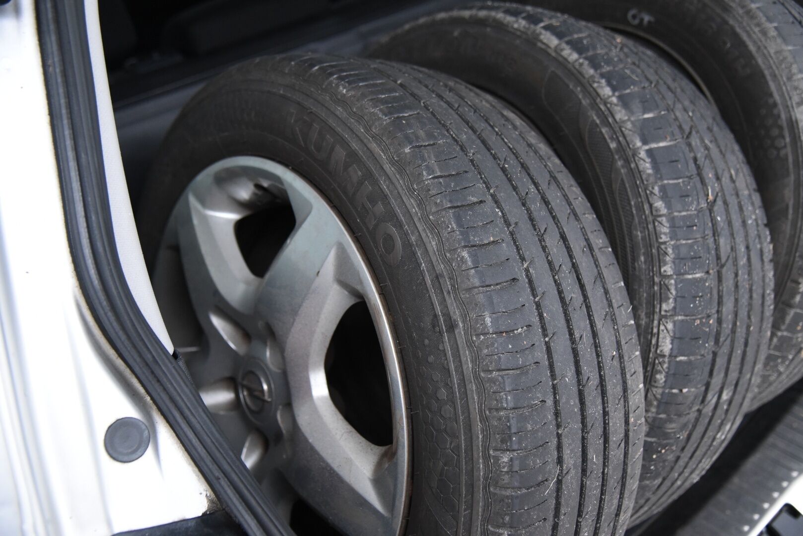 Opel Astra 2007 5D ASTRA STW 1.8 // Tämä auto myydään YritysOutlet -valikoimasta vain yritykselle - 2x hyvät renkaat / Tilava & Käytännöllinen !