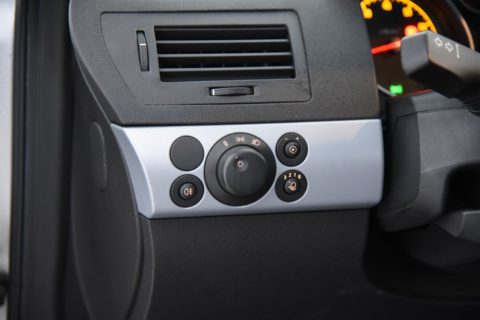 Opel Astra 2007 5D ASTRA STW 1.8 // Tämä auto myydään YritysOutlet -valikoimasta vain yritykselle - 2x hyvät renkaat / Tilava & Käytännöllinen !