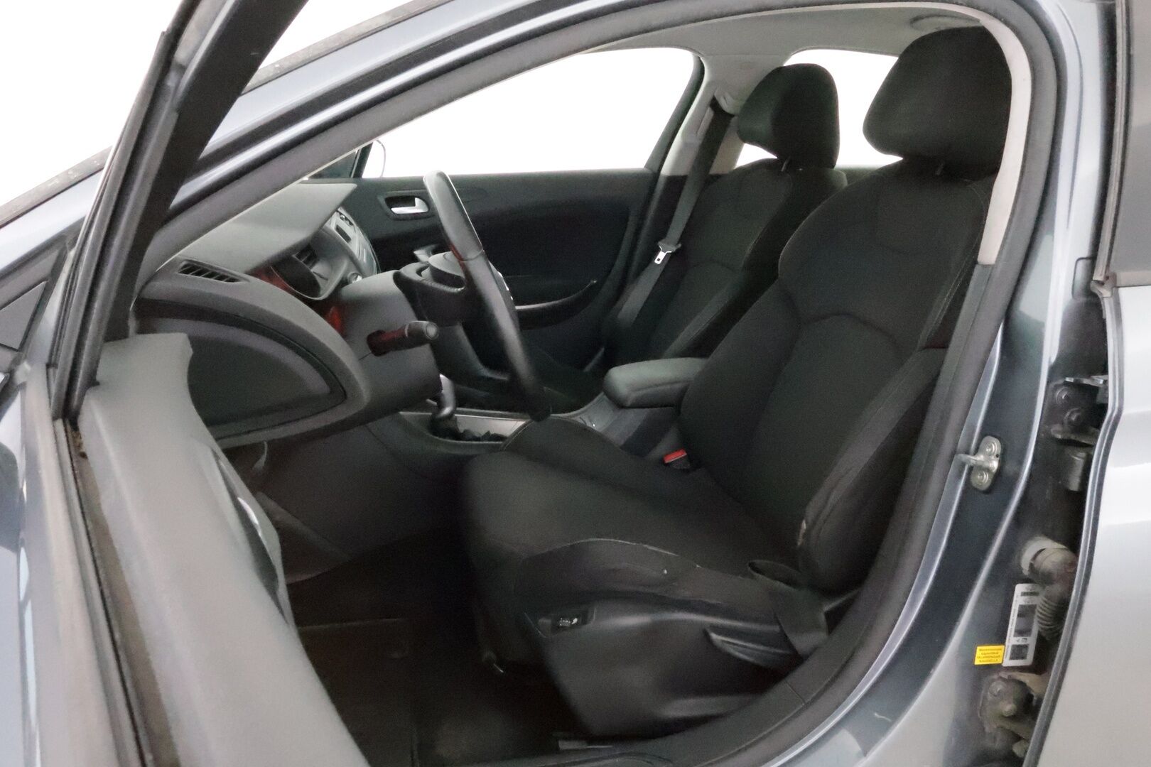 Citroen C5 2008 HDi 136 Confort Sedan Automaatti MYYDÄÄN HUUTOKAUPAT.COM!