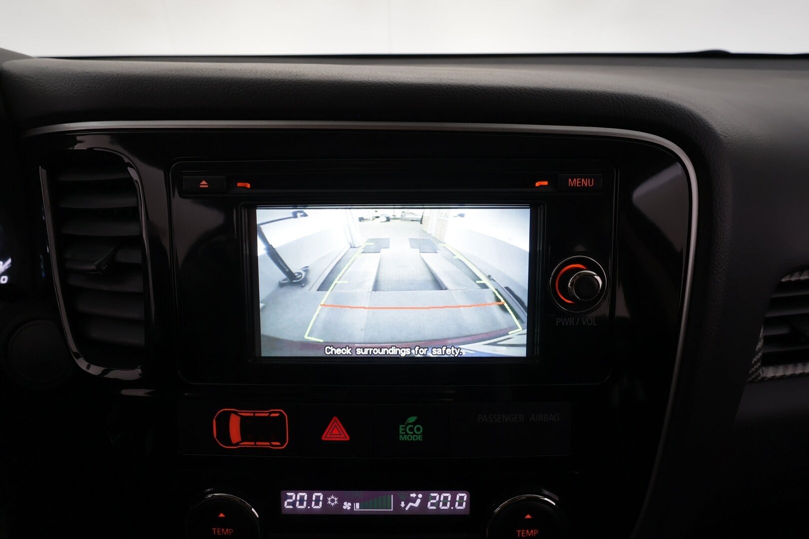 Mitsubishi Outlander 2016 2,0 MIVEC Intense CVT 2WD 5P - Suomi- auto | Lohkolämmitin | Vakkari | P.Kamera | Facelift | Bluetooth | Rattivaihteet | Kahdet renkaat