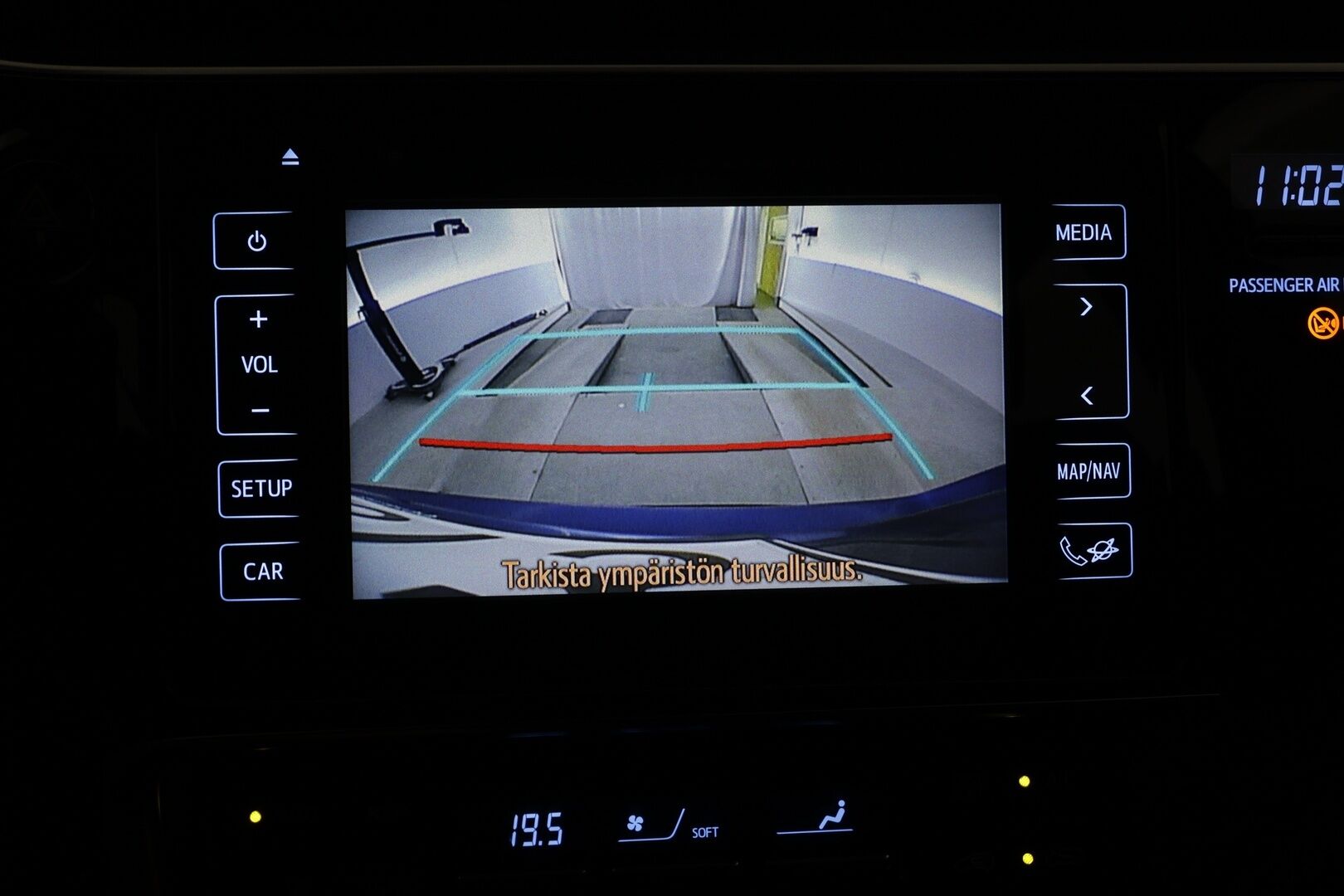 Toyota Auris 2016 Touring Sports 1,8 Hybrid Active - | Lohkolämmitin | LED | P.kamera | Vakkari | Navi | Facelift | 1-om Suomi-auto | Kahdet renkaat |