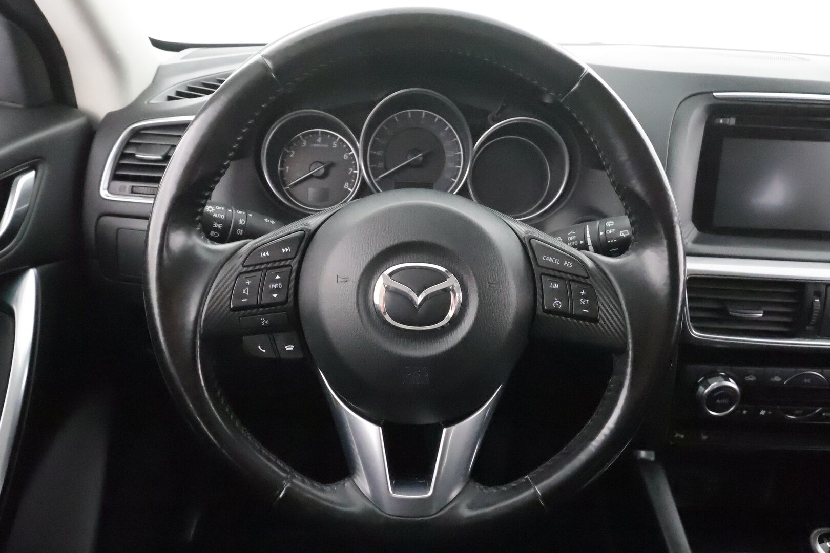 Mazda CX-5 2016 2,0 (165) SKYACTIV-G Premium Plus 6MT 5ov QA3 * 1.Om Suomi-auto /  Vakkari / P.tutkat / Koukku / LED * - Kahdet renkaat aluvanteilla - HULLUT JOULUT KORKOTARJOUS 2,49% 