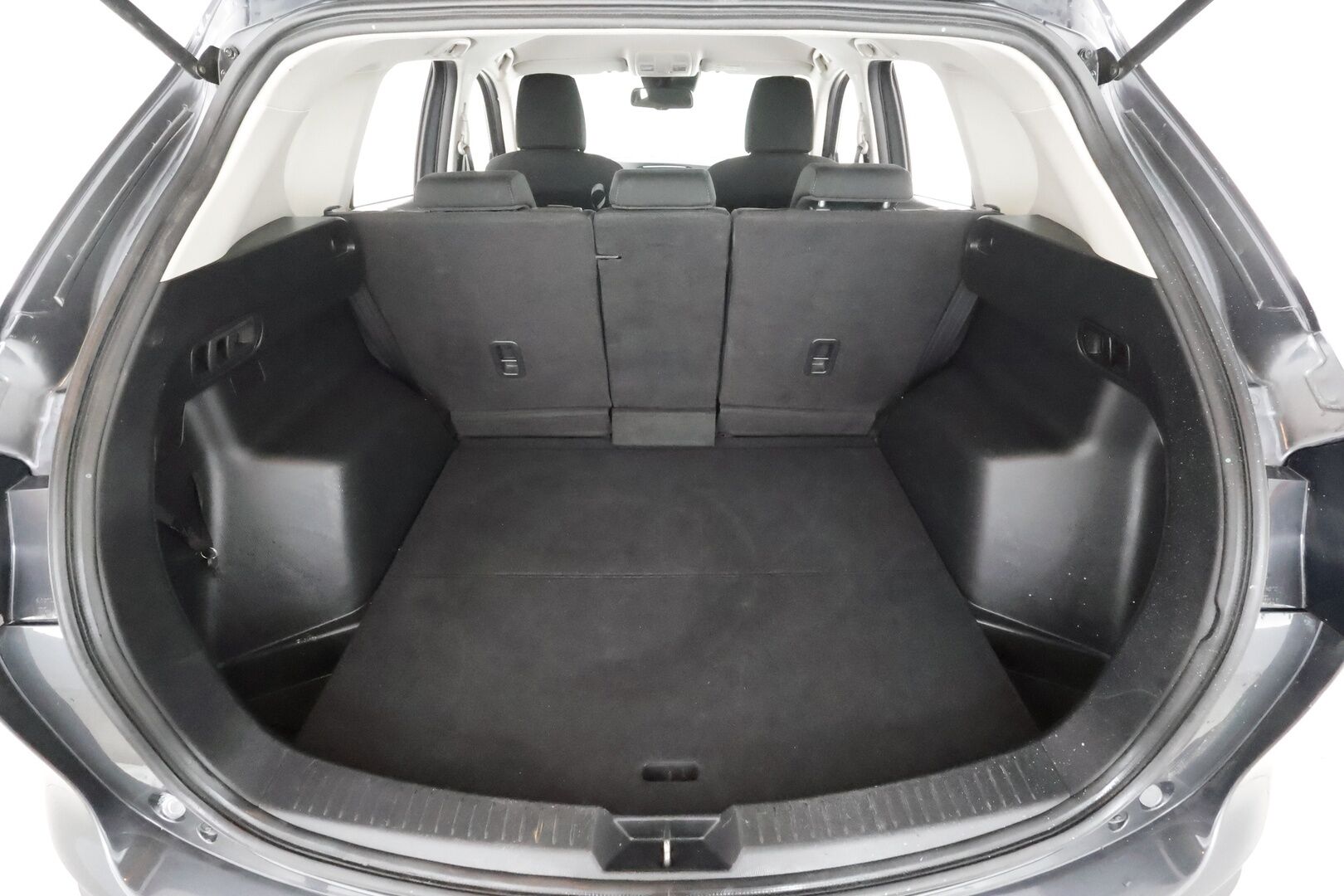 Mazda CX-5 2016 2,0 (165) SKYACTIV-G Premium Plus 6MT 5ov QA3 * 1.Om Suomi-auto /  Vakkari / P.tutkat / Koukku / LED * - Kahdet renkaat aluvanteilla - HULLUT JOULUT KORKOTARJOUS 2,49% 