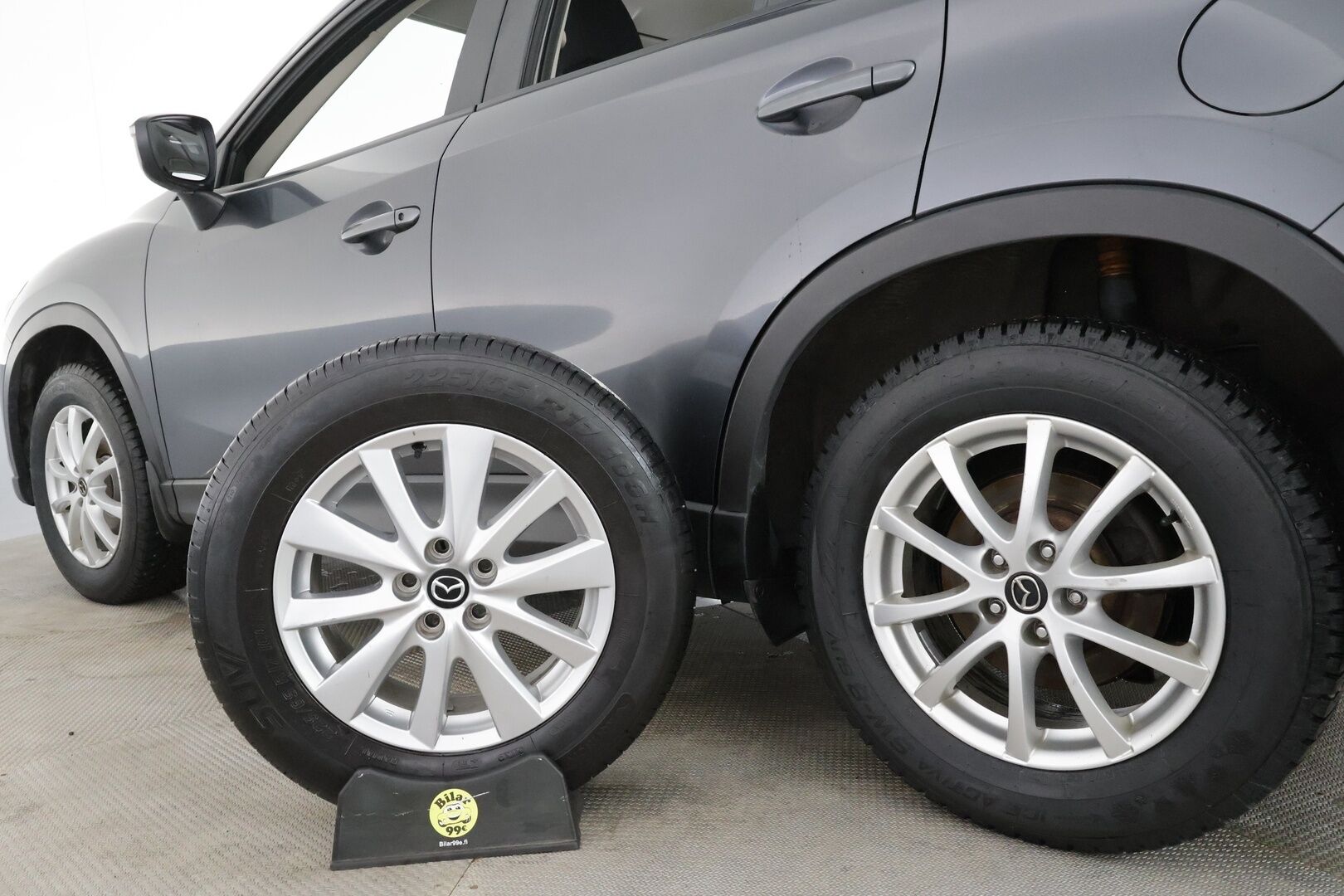 Mazda CX-5 2016 2,0 (165) SKYACTIV-G Premium Plus 6MT 5ov QA3 * 1.Om Suomi-auto /  Vakkari / P.tutkat / Koukku / LED * - LED ajovalot / Kahdet renkaat aluvanteilla