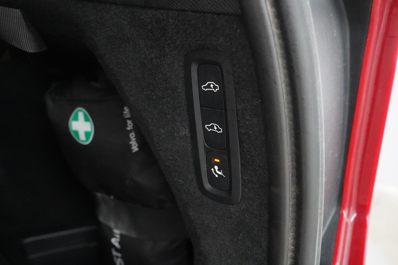 Volvo XC90 2016 T8 Twin Engine AWD Inscription aut - Juuri saapunut 7-paikkainen | Alletaittuva koukku | Bowers&Wilkins | Nahkapenkit muistilla | HUD | Panorama | Kamera