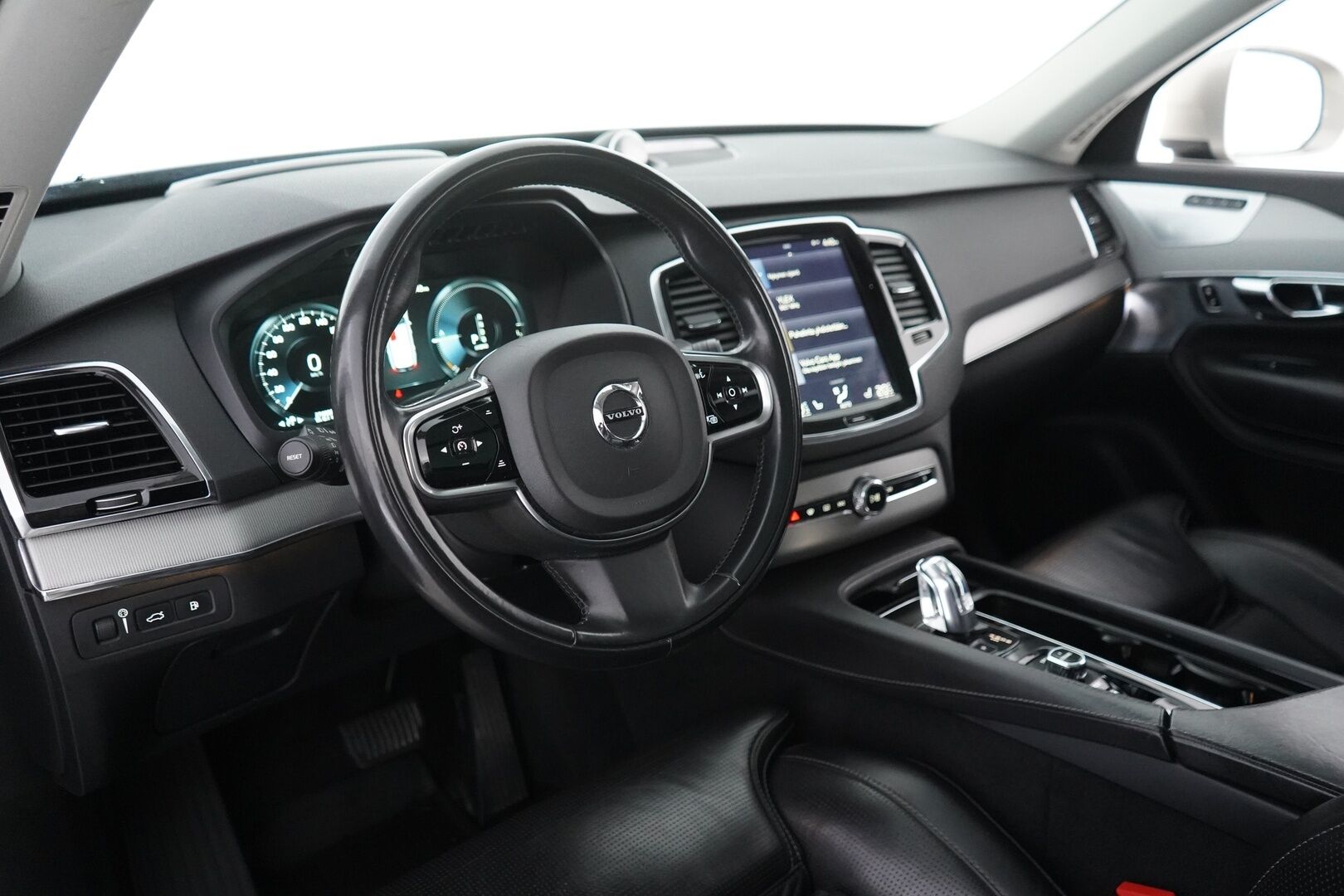Volvo XC90 2016 T8 Twin Engine AWD Inscription aut - Juuri saapunut 7-paikkainen | Alletaittuva koukku | Bowers&Wilkins | Nahkapenkit muistilla | HUD | Panorama | Kamera