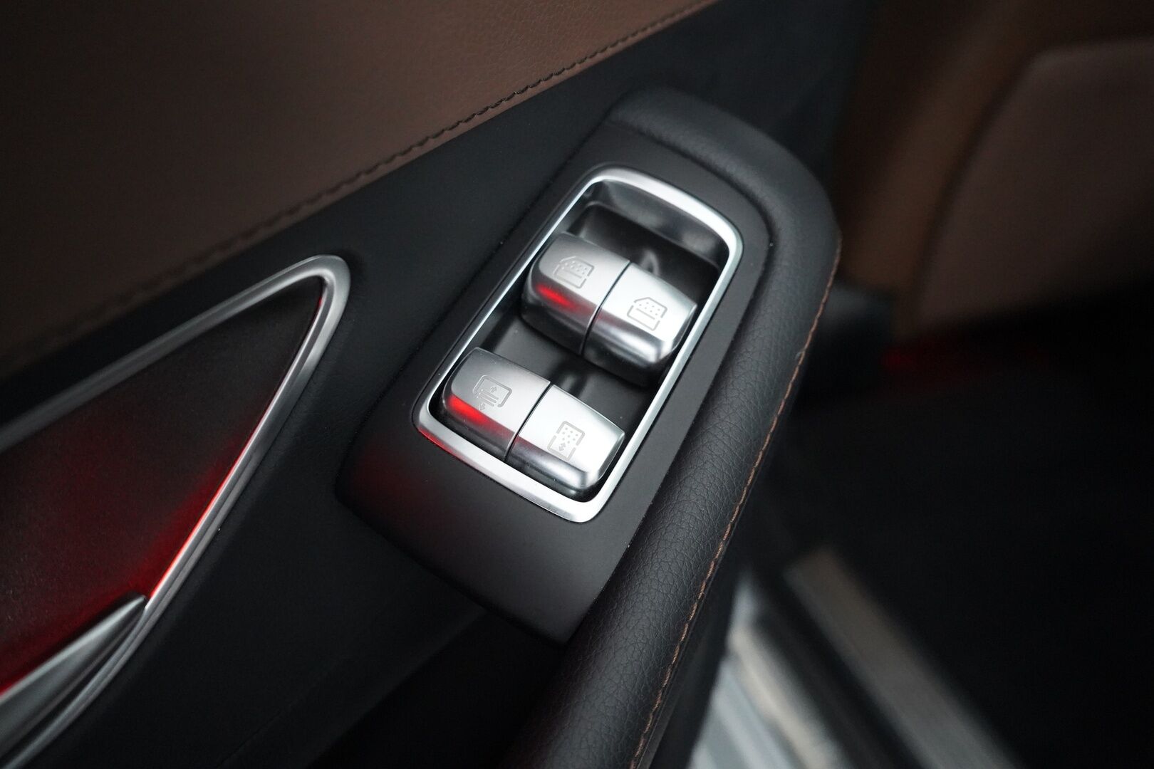 Mercedes-Benz S 2016 500 Plug-In Hybrid L - SoH 87% | Suomi-auto | Panorama | Soft Close | Airmatic | ILS | Ruskeat nahat muistilla | Kamera | Juuri huollettu
