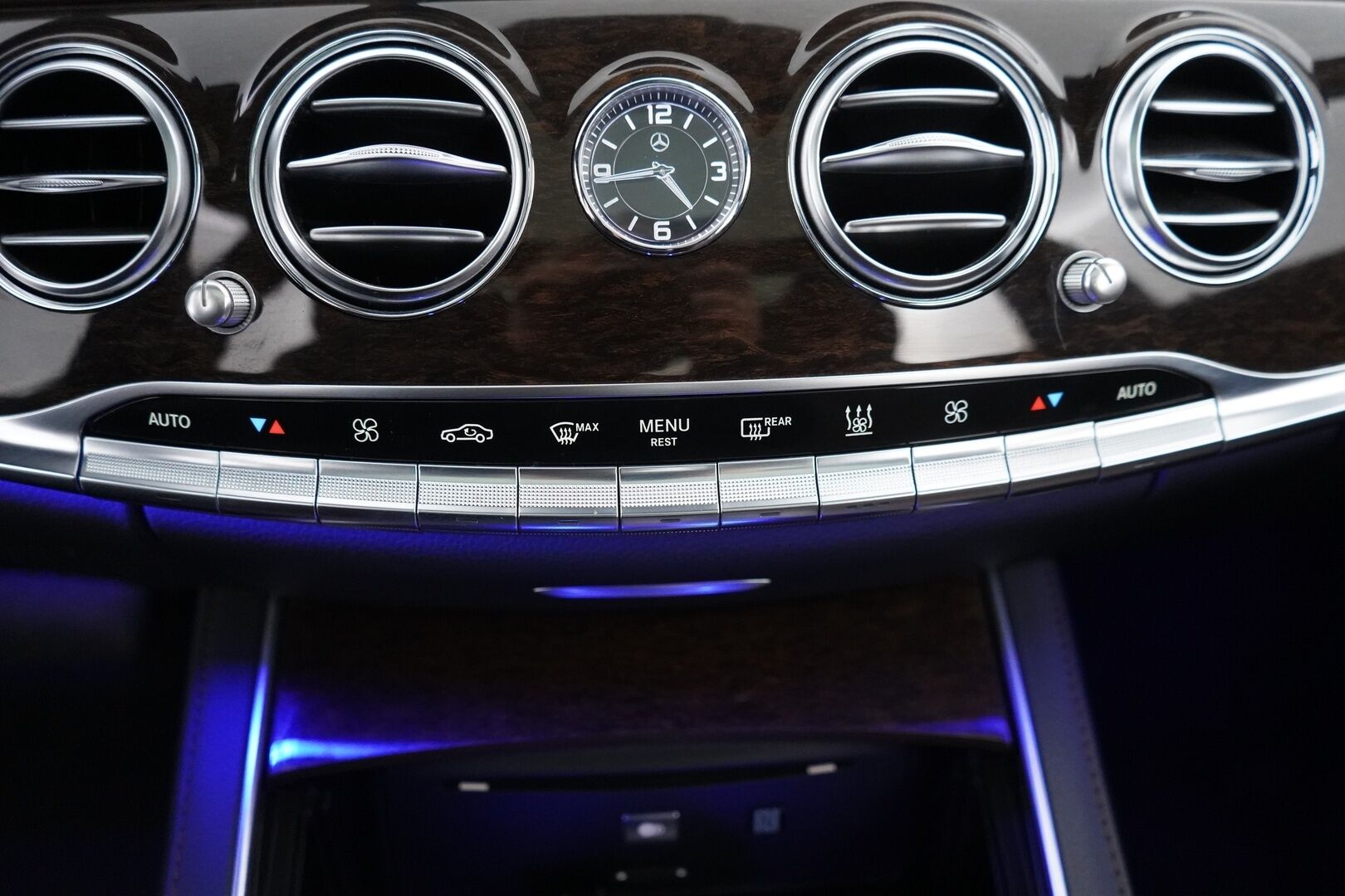 Mercedes-Benz S 2016 500 Plug-In Hybrid L - SoH 87% | Suomi-auto | Panorama | Soft Close | Airmatic | ILS | Ruskeat nahat muistilla | Kamera | Juuri huollettu