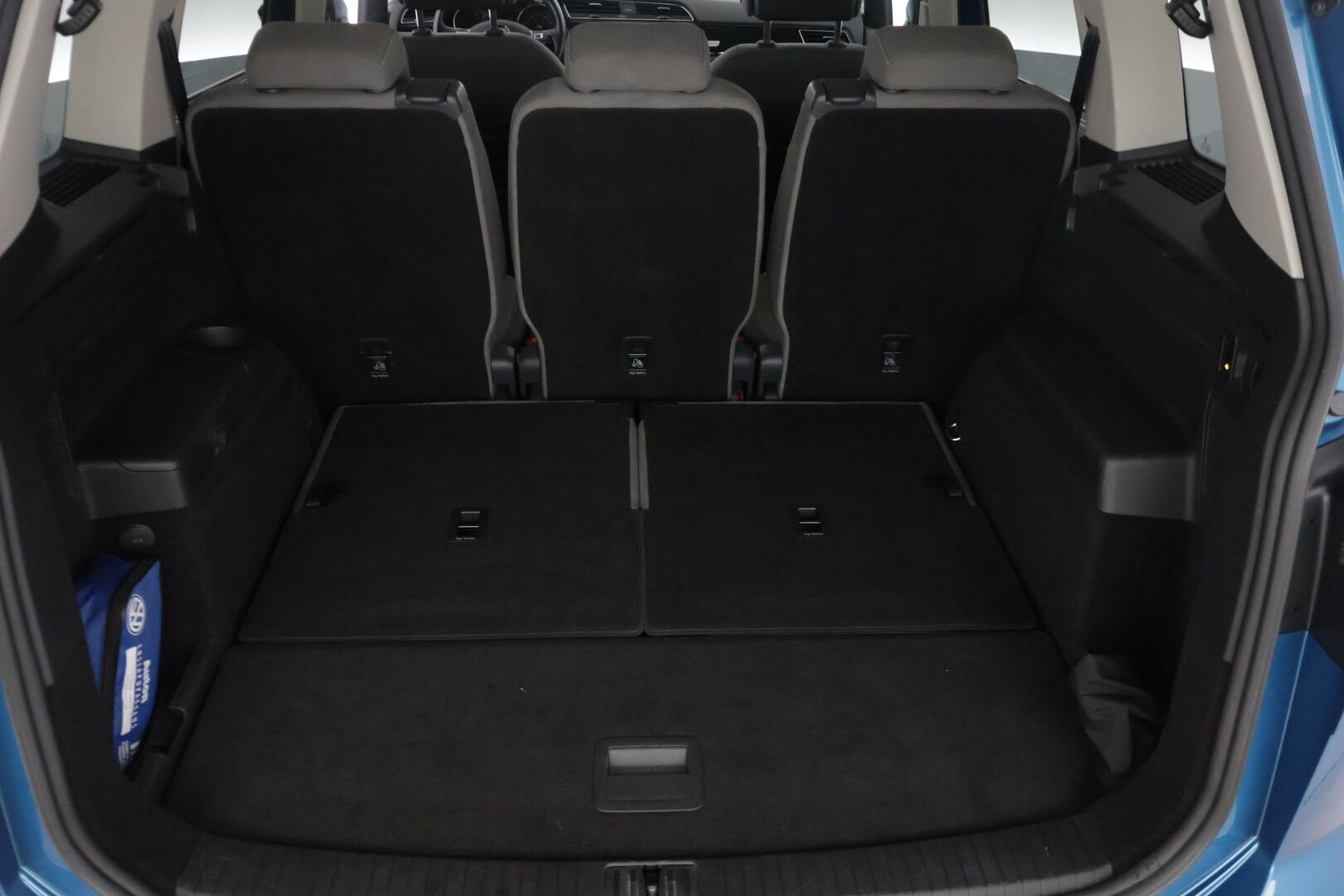 Volkswagen Touran 2016 1.4 TS 110 kW | Webasto | ACC | Panorama | 7-Paikkainen