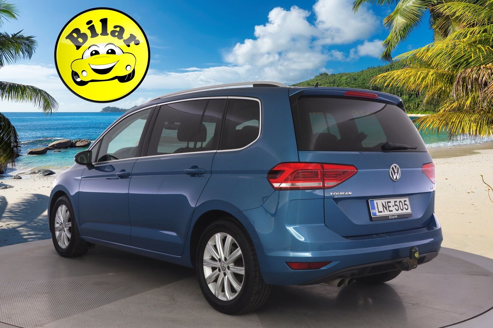 Volkswagen Touran 2016 1.4 TS 110 kW | Webasto | ACC | Panorama | 7-Paikkainen