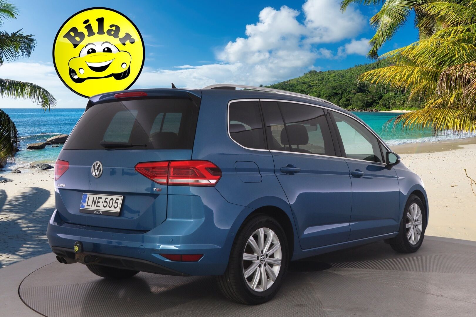 Volkswagen Touran 2016 1.4 TS 110 kW | Webasto | ACC | Panorama | 7-Paikkainen