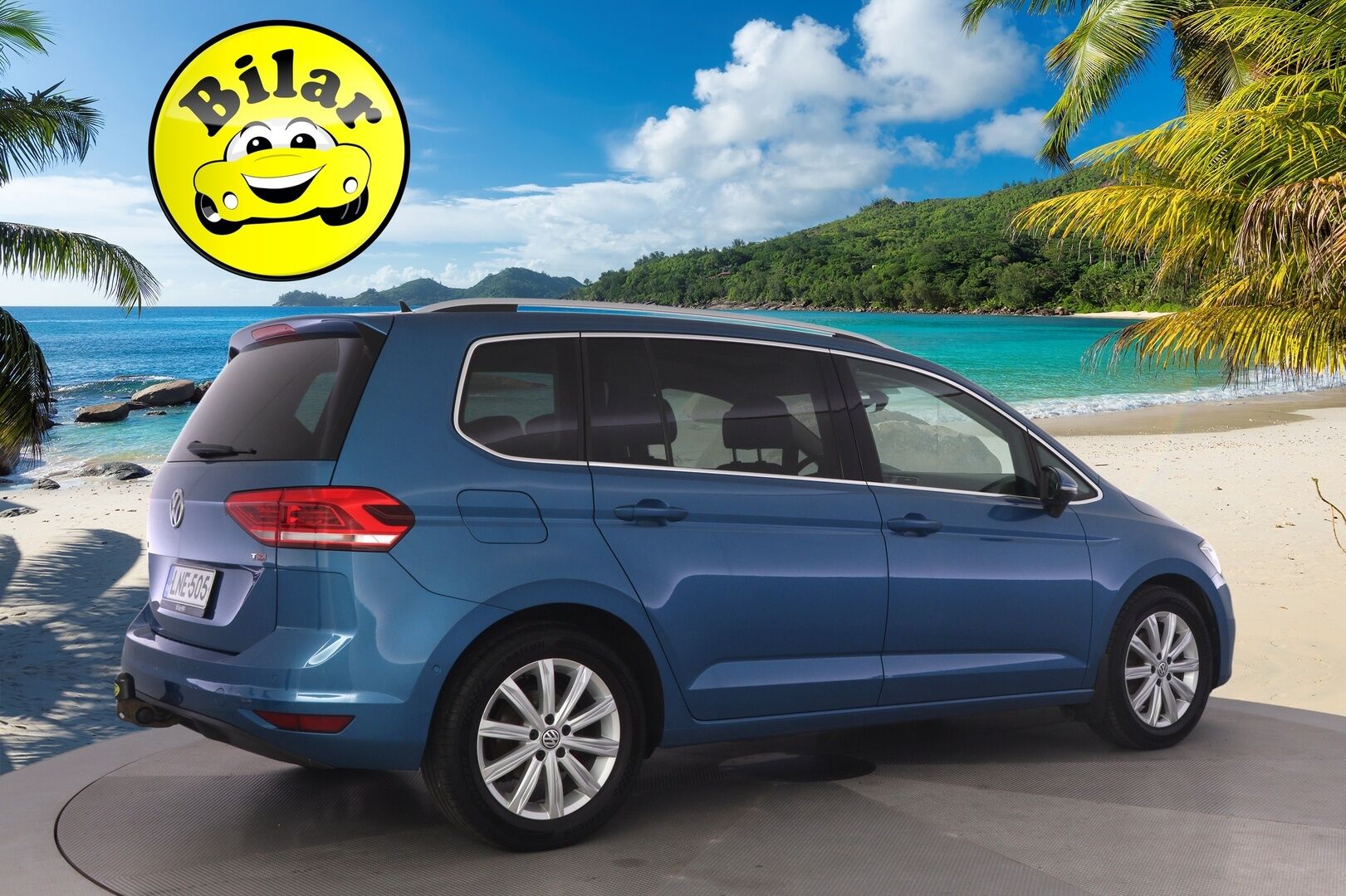 Volkswagen Touran 2016 1.4 TS 110 kW | Webasto | ACC | Panorama | 7-Paikkainen