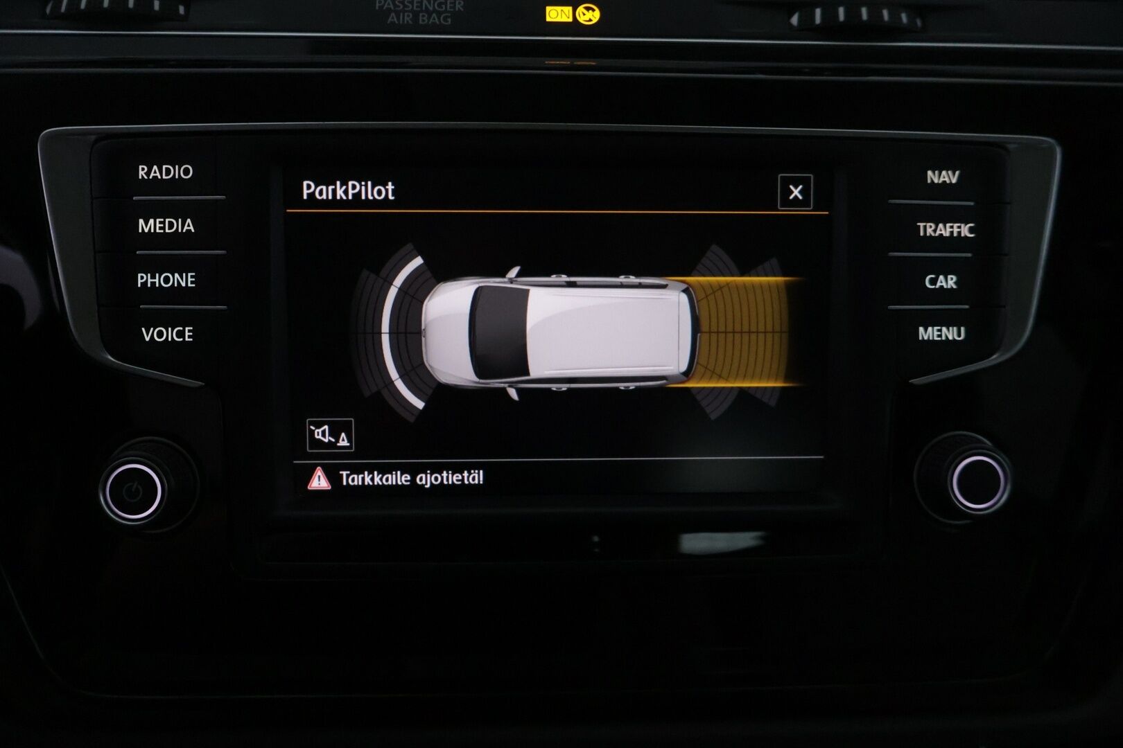 Volkswagen Touran 2016 1.4 TS 110 kW | Webasto | ACC | Panorama | 7-Paikkainen