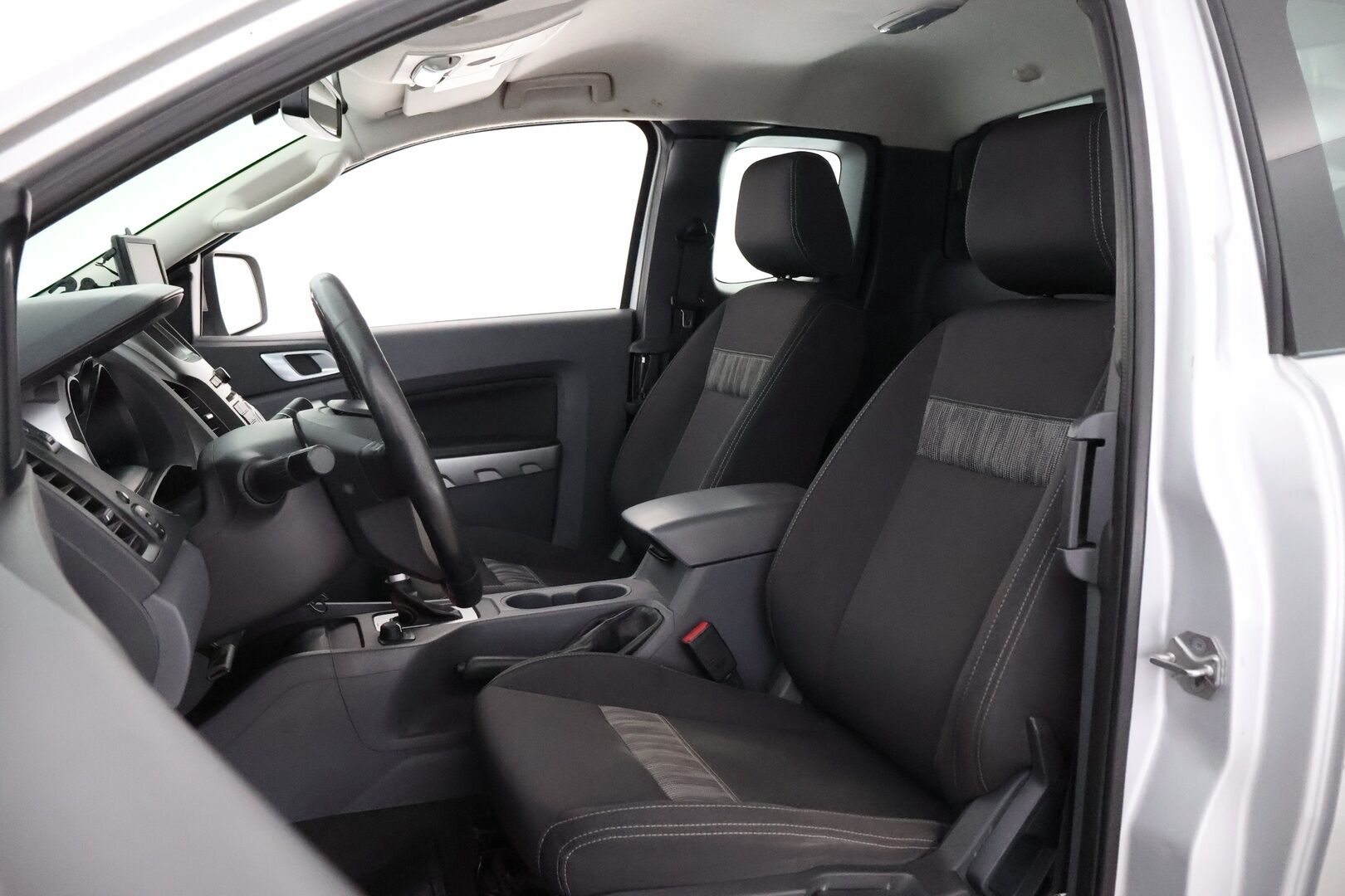 Ford Ranger 2016 Super Cab 2,2TDCi 150 hv A6 XLT 4x4 - ALV / Lavakate / P.Kamera / Vetokoukku / Lohkolämmitin / Vakkari / Lämm.Tuulilasi / Suomiauto / Juuri katsastettu!