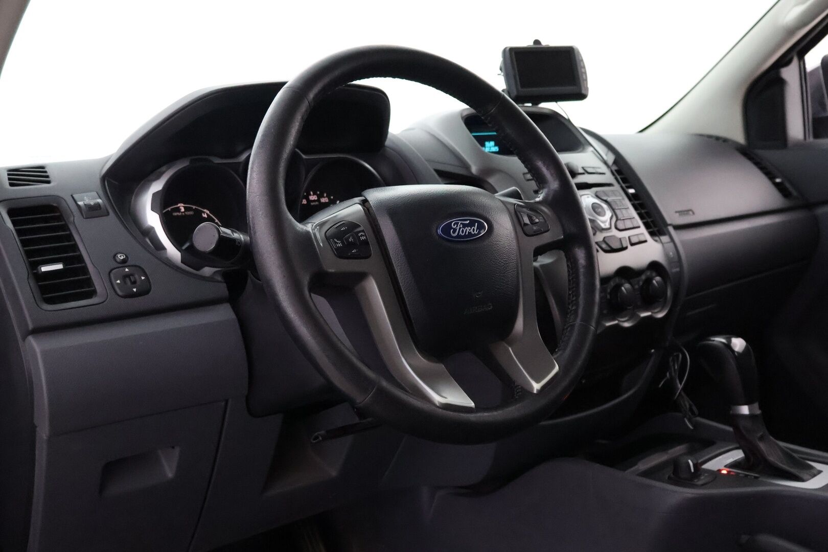 Ford Ranger 2016 Super Cab 2,2TDCi 150 hv A6 XLT 4x4 - ALV / Lavakate / P.Kamera / Vetokoukku / Lohkolämmitin / Vakkari / Lämm.Tuulilasi / Suomiauto / Juuri katsastettu!