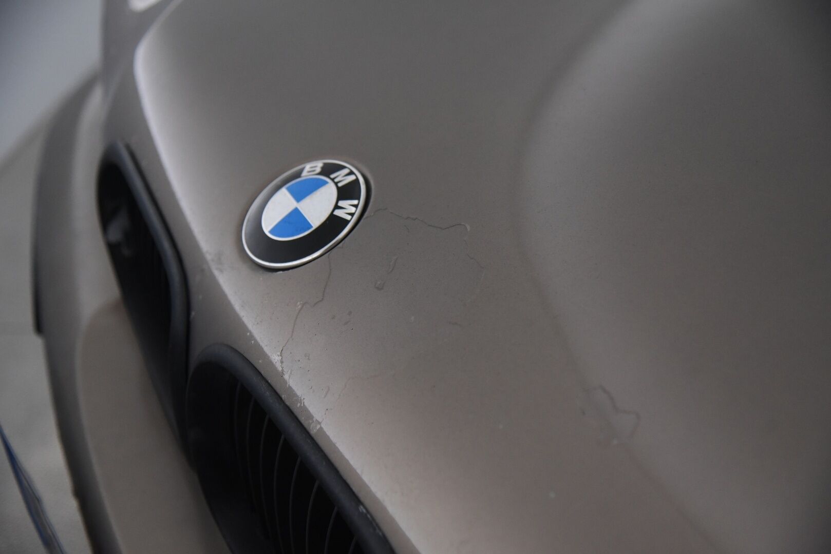 BMW 525 2004 5D 525I TOURING / Sporttinahat / Tarkka huoltokirja / Vetokoukku / 2x Renkaat  - YritysOutlet - Myydään vain yrityksille - 2x Renkaat / Vakkari / Vetokoukku / Suomi-auto