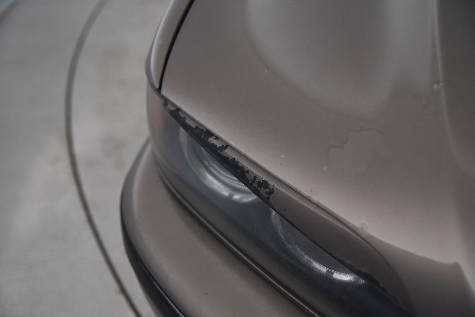 BMW 525 2004 5D 525I TOURING / Sporttinahat / Tarkka huoltokirja / Vetokoukku / 2x Renkaat  - YritysOutlet - Myydään vain yrityksille - 2x Renkaat / Vakkari / Vetokoukku / Suomi-auto