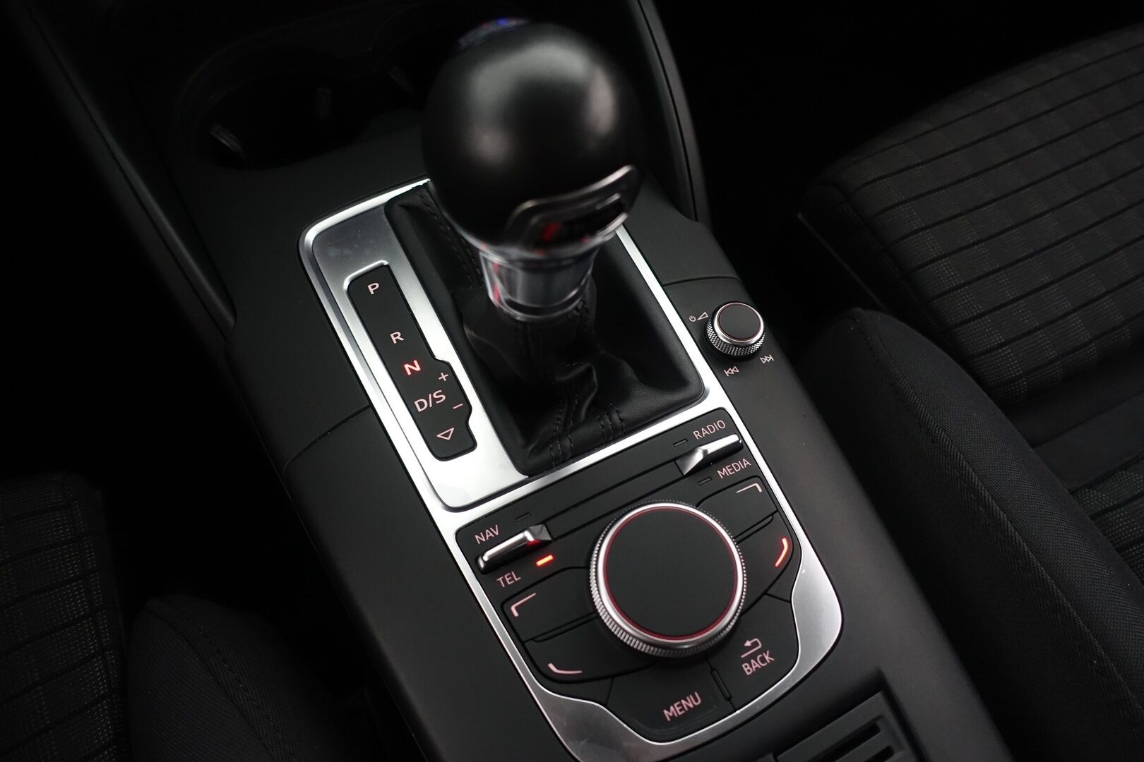 Audi A3 2016 Sedan Business Sport 1,4 TFSI 92 kW S tronic -  | Juuri Huollettu! | Suomi-auto | Lohko | Tutkat | Vakkari | Xenon | Bluetooth | 2X Renkaat & Aluvanteet |