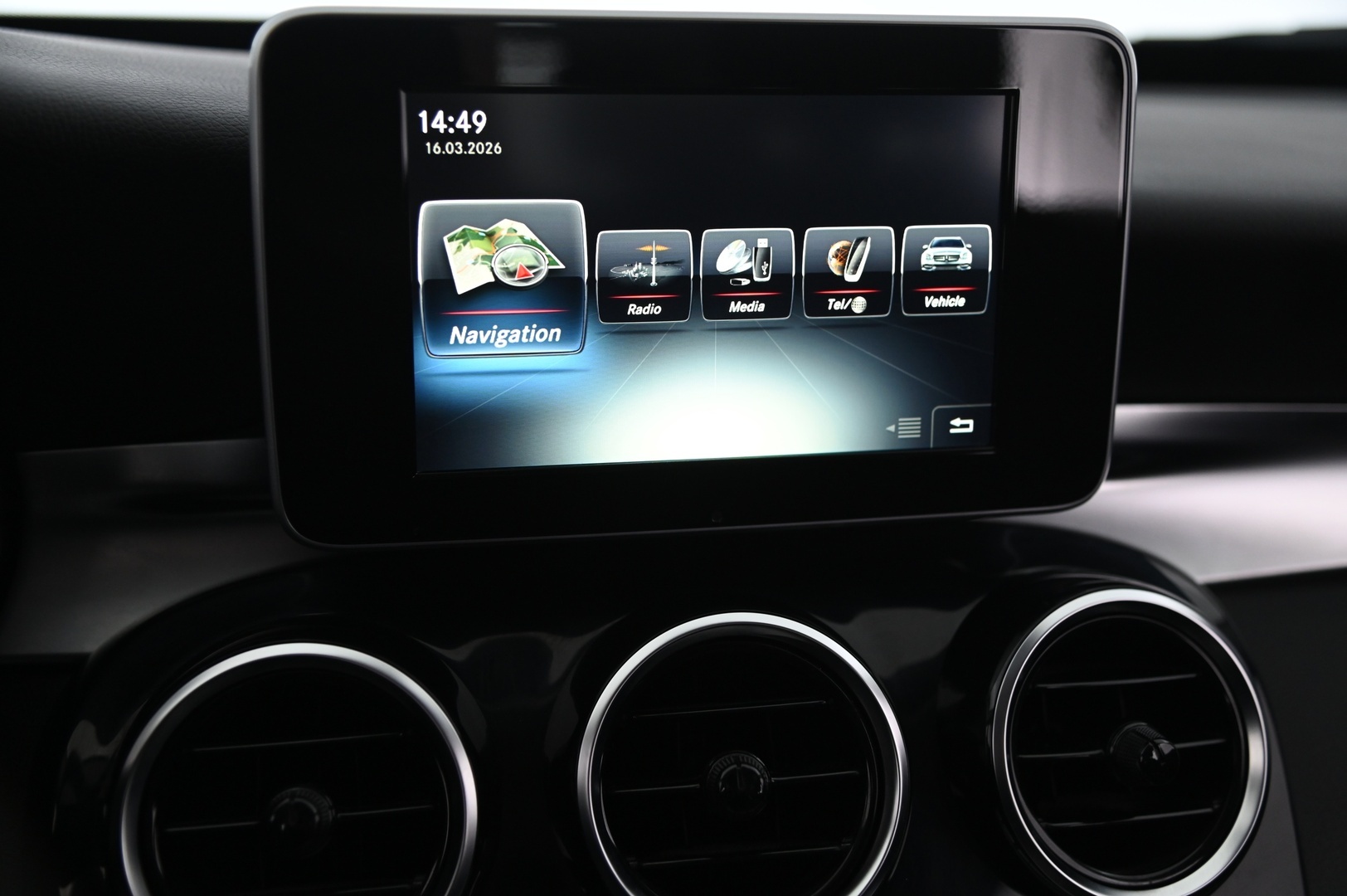 Mercedes-Benz C 2016 180 d T A Premium Business *Koukku / Suomi-auto / Lohko / Sporttipenkit* - *Garmin map pilot / 2x Renkaat & Vanteet!* - HULLUT AVAJAISHULINAT KORKOTARJOUS 3,29 %