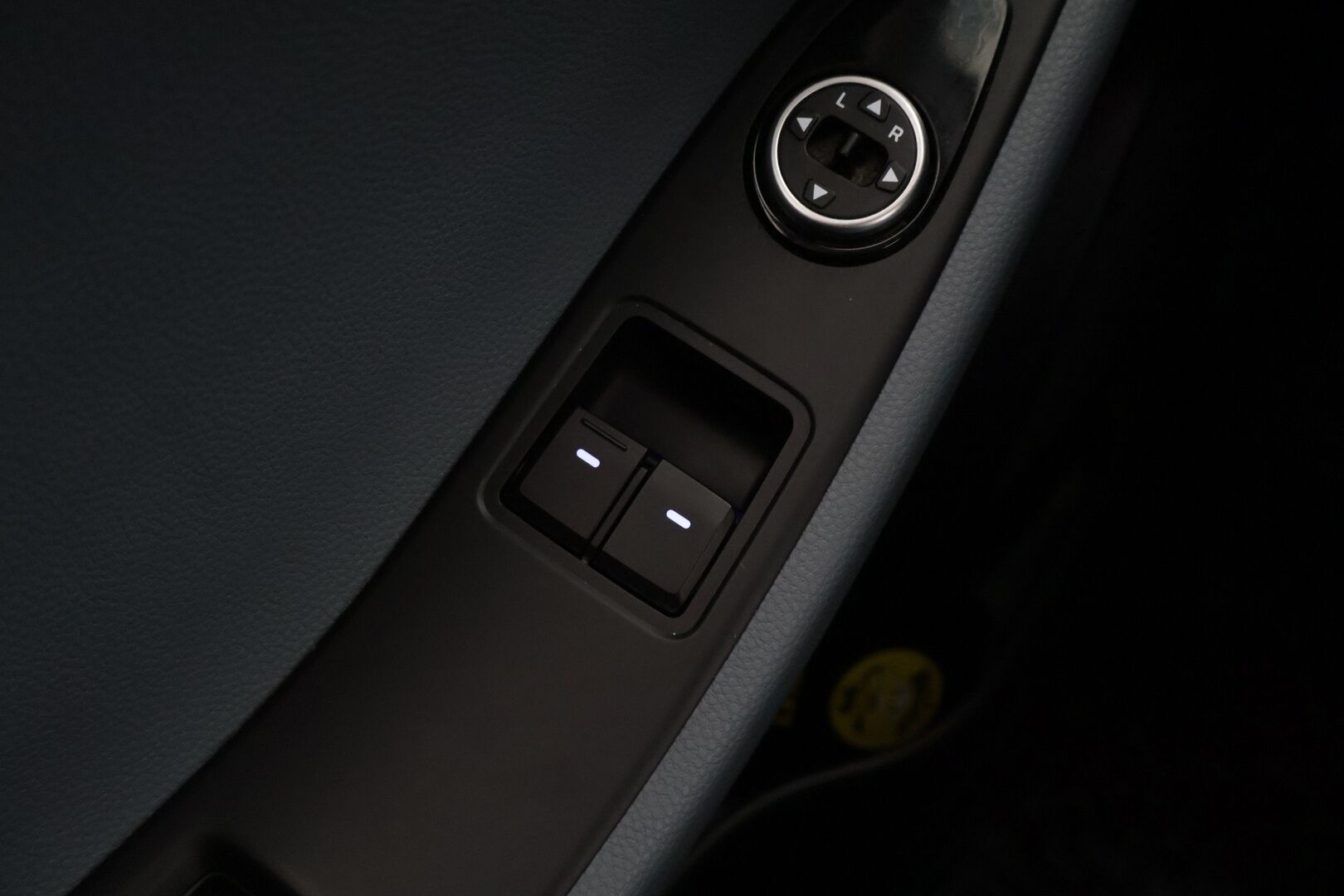 Hyundai i20 5d 2016 1,2 5MT ISG Classic **1-Omisteinen / Suomi-Auto / Lohko + sisälämmitin / Juuri katsastettu** - Kahdet hyvät renkaat ja kattava huoltohistoria! 