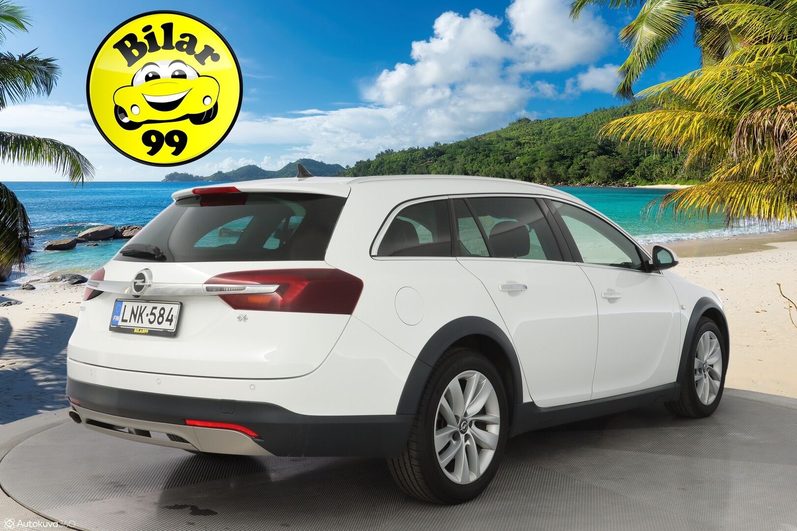 Opel Insignia 2016 2.0 CDTI 4x4 125kW AT6 Country Tourer * ACC / Kamera / Webasto / Muistipenkki / Kaistavahti * - Suomi-auto / Viimeisin huolto 201tkm / Katsastettu 05/2025