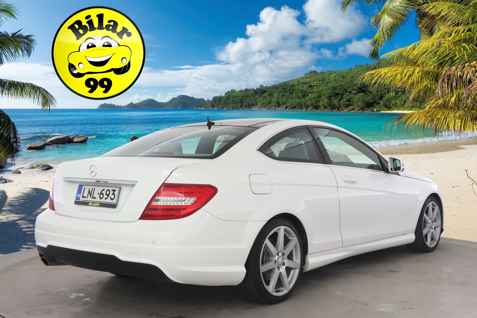 Mercedes-Benz C 2012 220 CDI Coupé AMG- Styling - Webasto / Panorama / AMG-paketit / Vaalea Sisusta / Vakkari  