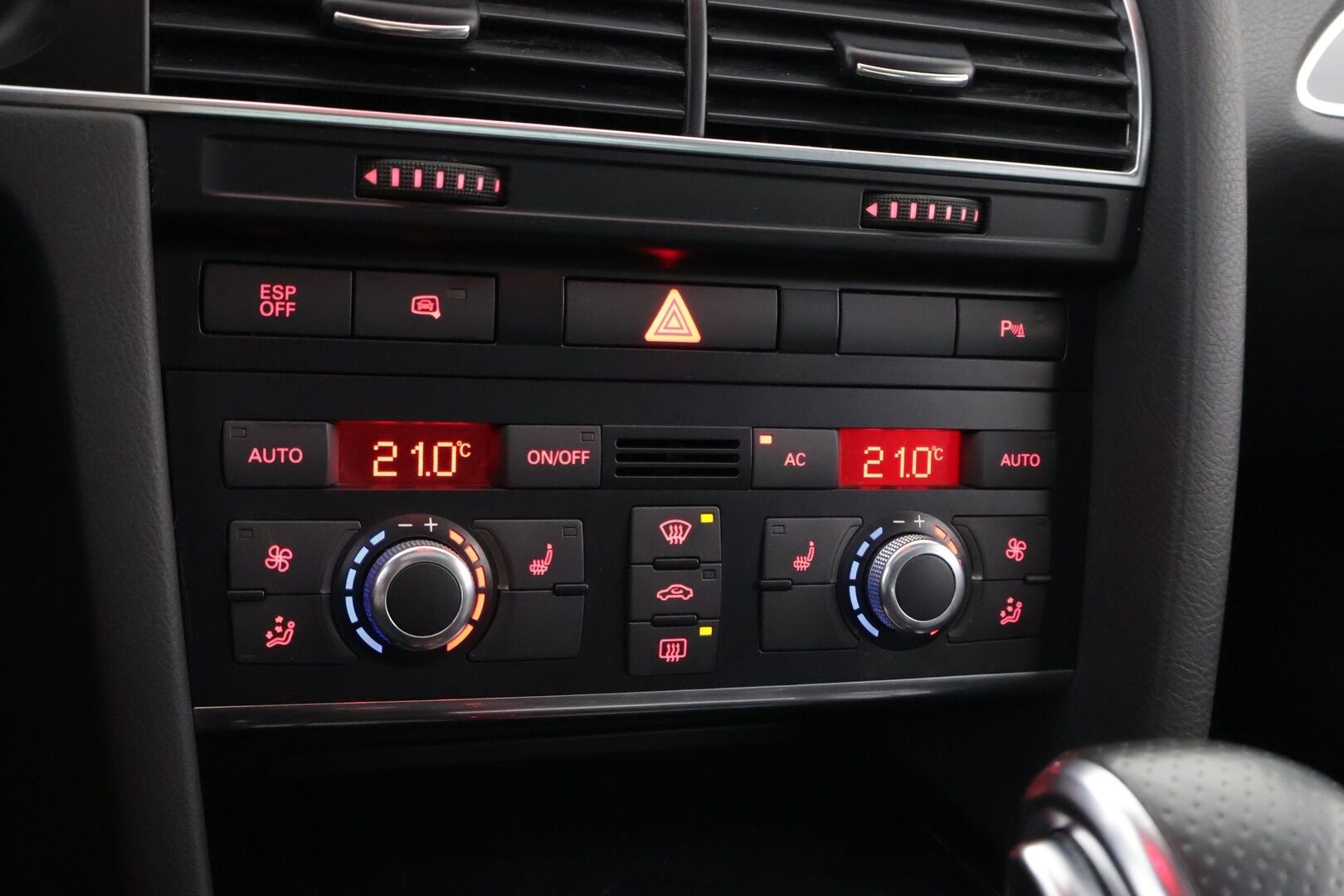 Audi A6 2008 3,0 V6 TDI DPF 207 kW quattro S Line - YritysOutlet - Myydään vain yrityksille - Adapt.Vakkari / Bose / Webasto / Kattoluukku / Nahkasisusta / SUPERVARUSTELTU!