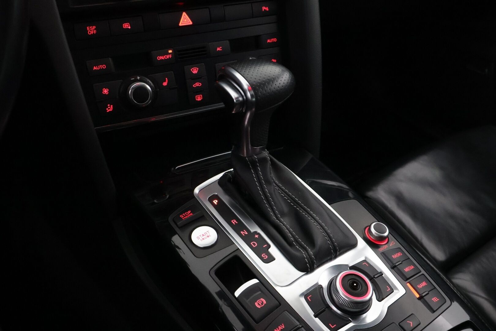 Audi A6 2008 3,0 V6 TDI DPF 207 kW quattro S Line - YritysOutlet - Myydään vain yrityksille - Adapt.Vakkari / Bose / Webasto / Kattoluukku / Nahkasisusta / SUPERVARUSTELTU!