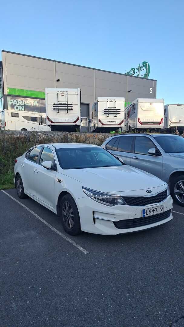 Kia Optima 2016 1,7 CRDi ISG LX DCT A/T - Suomi-auto | Kahdet renkaat aluvantein | Vetokoukku | Lohko+sisätilanlämmitin | Vakkari | Kamera | Ratinlämmitin | Navi | 