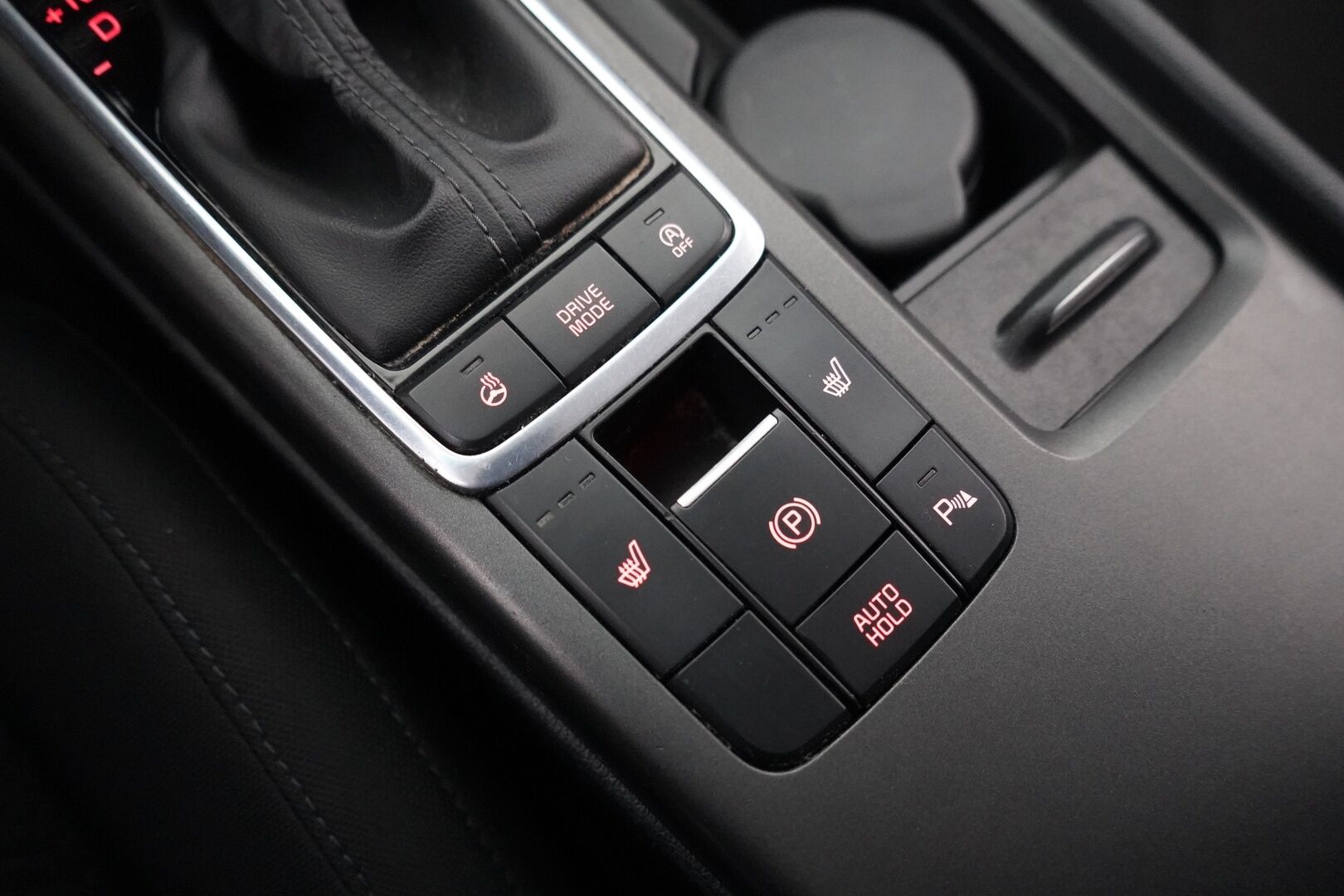 Kia Optima 2016 1,7 CRDi ISG LX DCT A/T - Suomi-auto | Kahdet renkaat Kia-aluvantein | Vetokoukku | Lohko+sisätilanlämmitin | Vakkari | Kamera | Ratinlämmitin | Navi | 