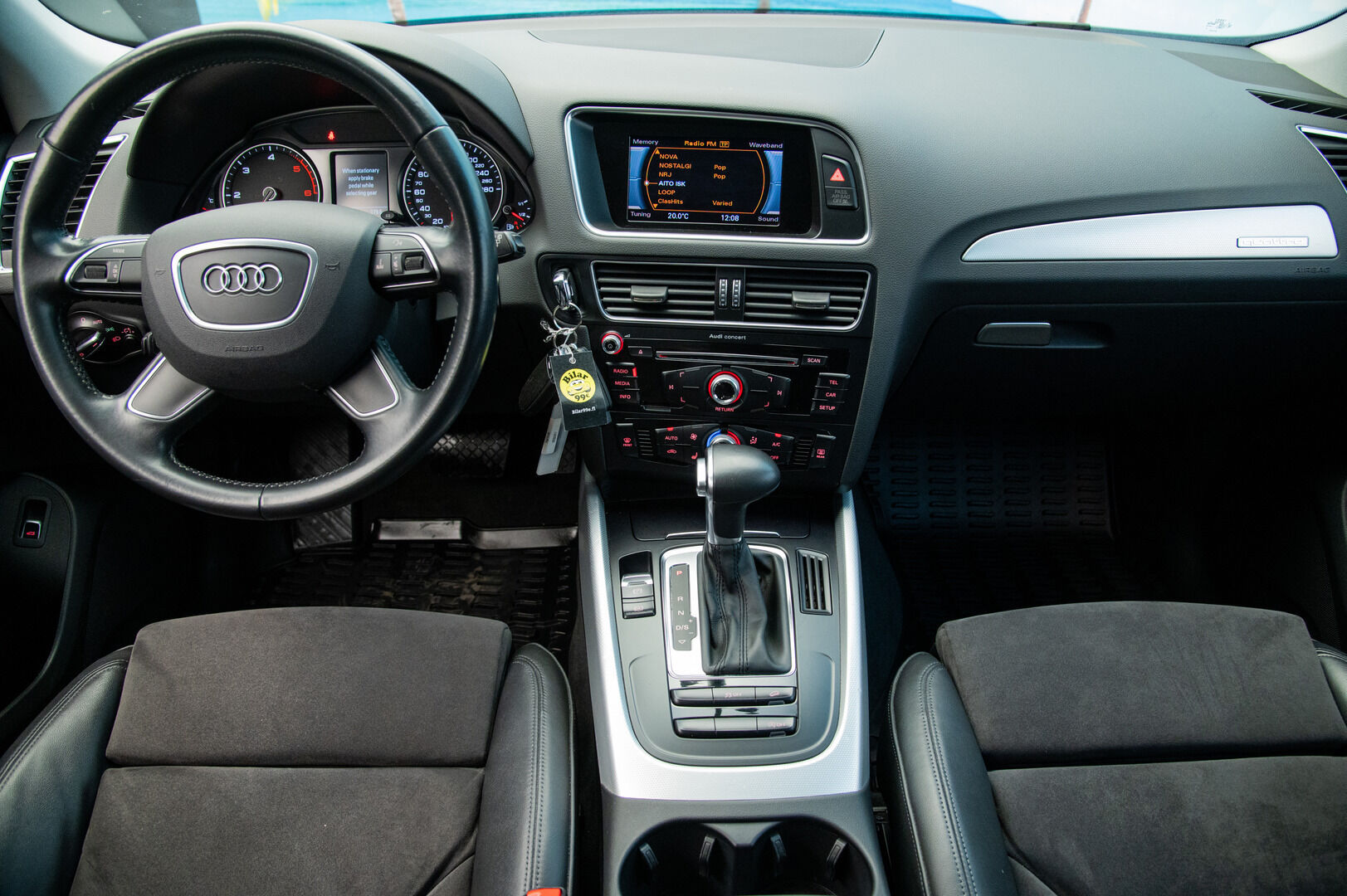 Audi Q5 2016 Offroad Land of quattro Edition 2,0 TDI 140 kW quattro S tronic - Webasto | Sporttipenkit | Koukku | Sähkötoiminen takaluukku | Xenon | Suomi-auto