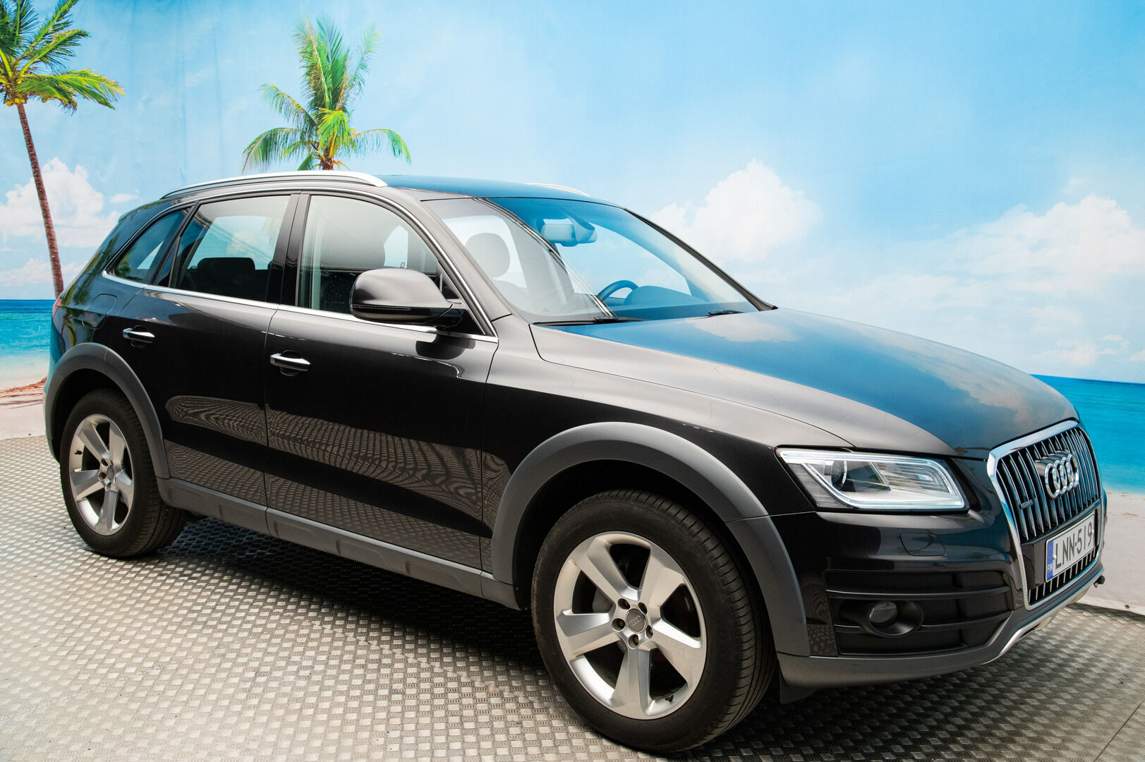 Audi Q5 2016 Offroad Land of quattro Edition 2,0 TDI 140 kW quattro S tronic - Webasto | Sporttipenkit | Koukku | Sähkötoiminen takaluukku | Xenon | Suomi-auto