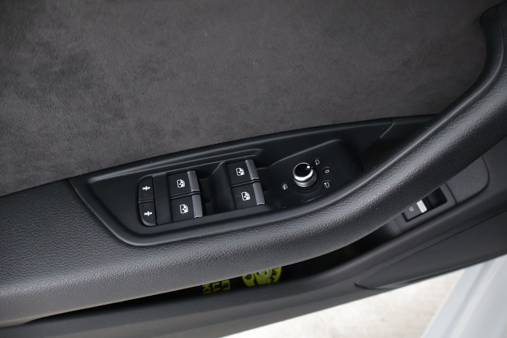 Audi A4 2016 Sedan Business Sport 2,0 TFSI 140 kW S tronic * / S-line / Juuri saapunut! / * - Näyttävä S-line tulossa myyntiin! 