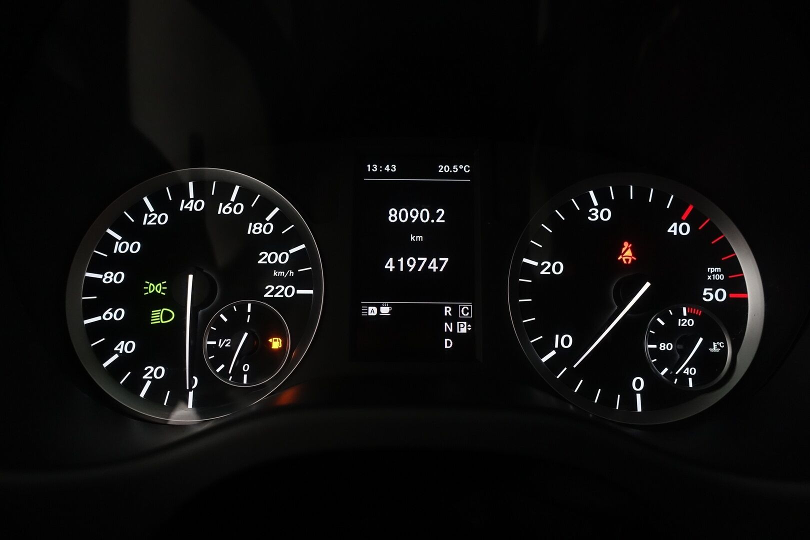 Mercedes-Benz Vito 2016 114 BlueTEC 4x4-3,05/34KB pitkä A3 A - | Webasto | 9-Paikkainen | Vetokoukku | LED ajovalot | Peruutuskamera | Vakionopeudensäädin | 2x Renkaat&Vanteet | Sähköinen liukuovi |