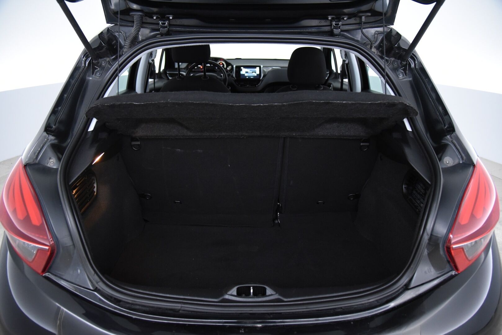 Peugeot 208 2016 Allure VTi 82 5-ov ETG Automaatti / Suomi-auto / Vakkari / Tutka / Apple Carplay / - Särmällä huoltohistorialla / Juuri katsastettu / 2x hyvät renkaat
