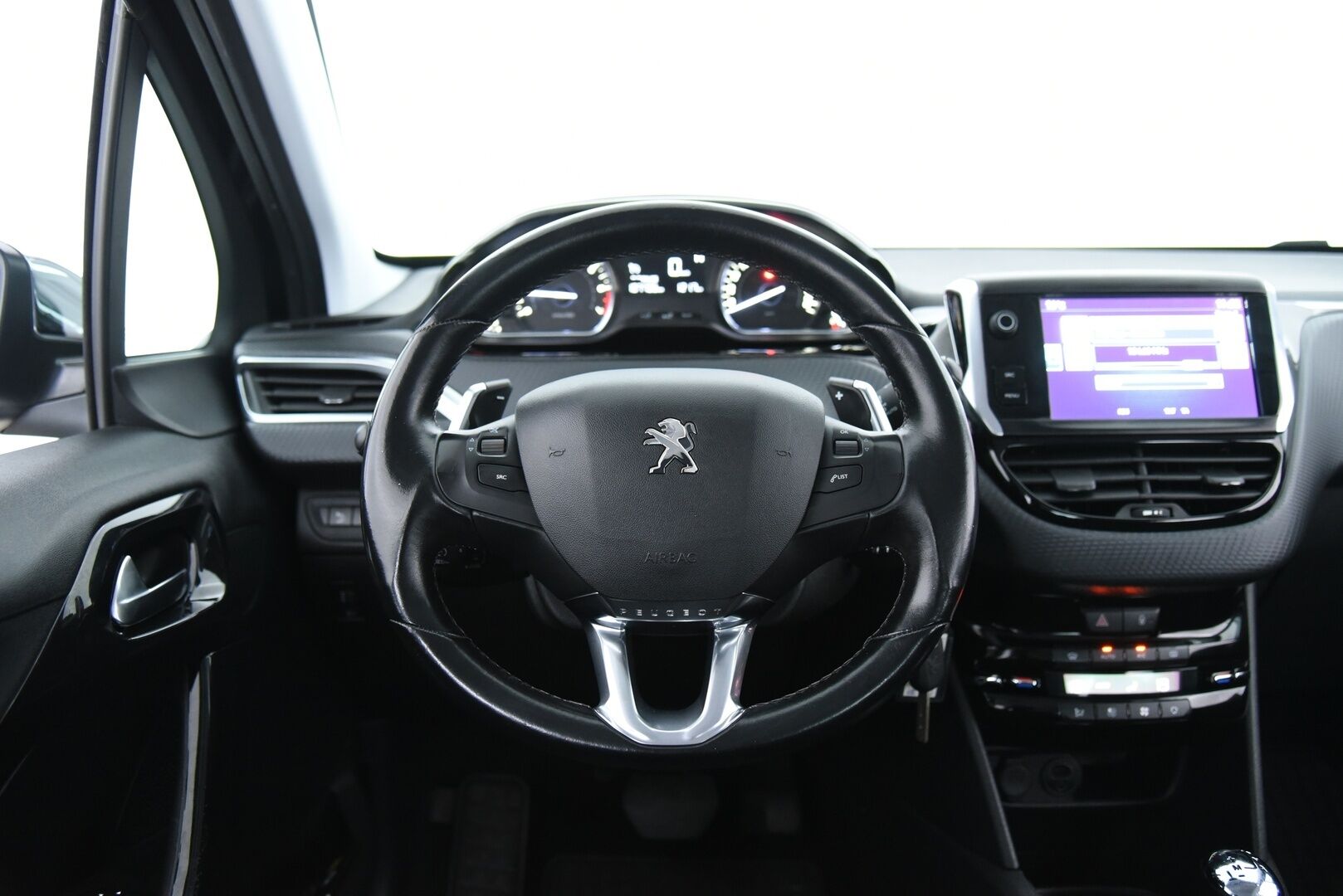 Peugeot 208 2016 Allure VTi 82 5-ov ETG Automaatti / Suomi-auto / Vakkari / Tutka / Apple Carplay / - Särmällä huoltohistorialla / Juuri katsastettu / 2x hyvät renkaat