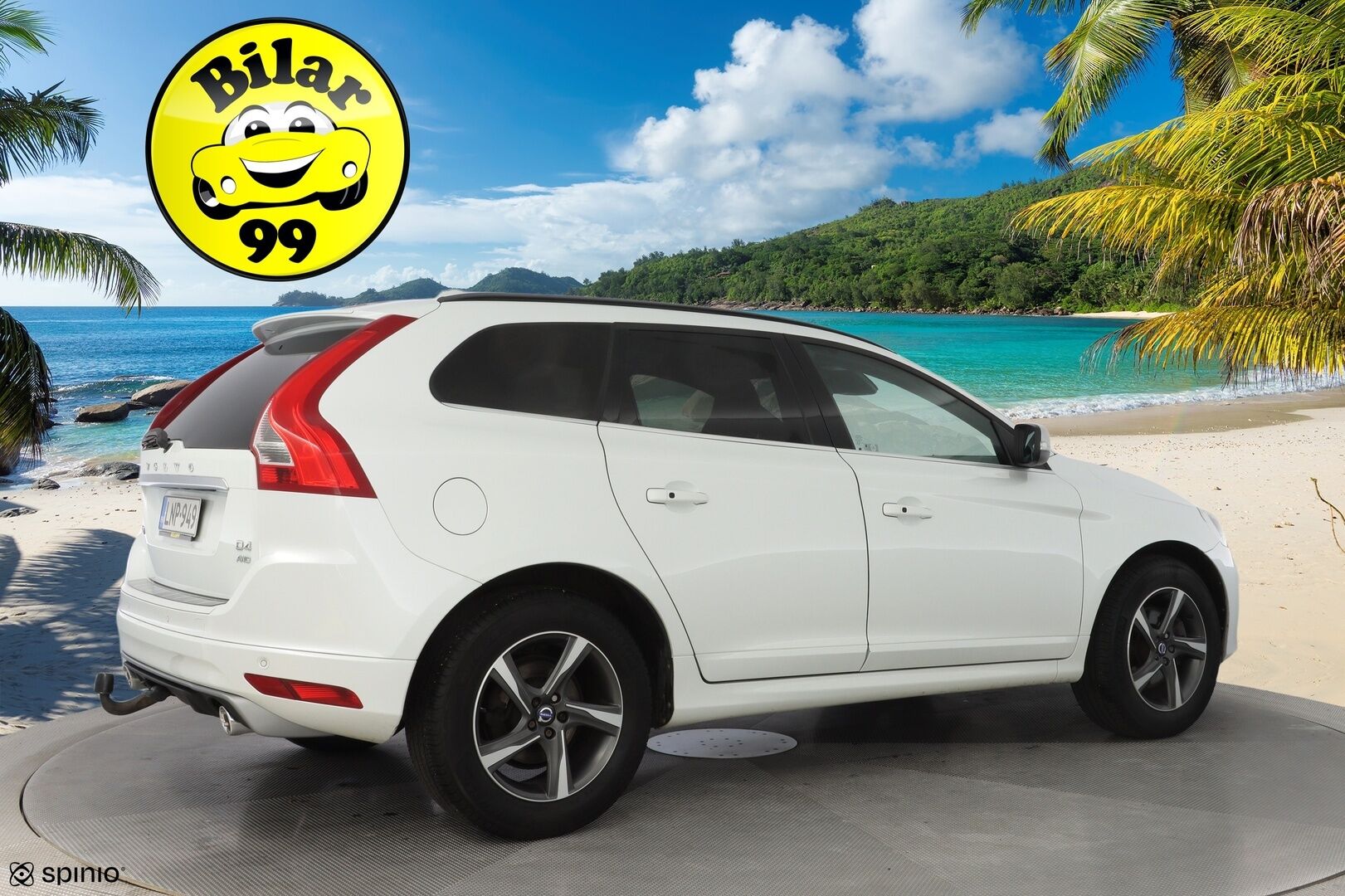 Volvo XC60 2016 D4 AWD Business R-Design aut *Webasto / Acc / Voc / Koukku / Keyless / Blis / Tutkat* - Suomi-Auto / Kahdet vanteet / Huollettu 239tkm / Helmiäisvalkoinen