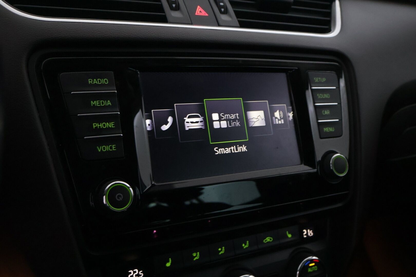 Skoda Octavia 2017 Combi 2,0 TDI 184 4x4 Scout DSG Autom. - ACC | Webasto | Koukku | Tutkat | Lämmitettävä tuulilasi | Uudet kesärenkaat | Uusi tuulilasi | Hyvä huoltohistoria