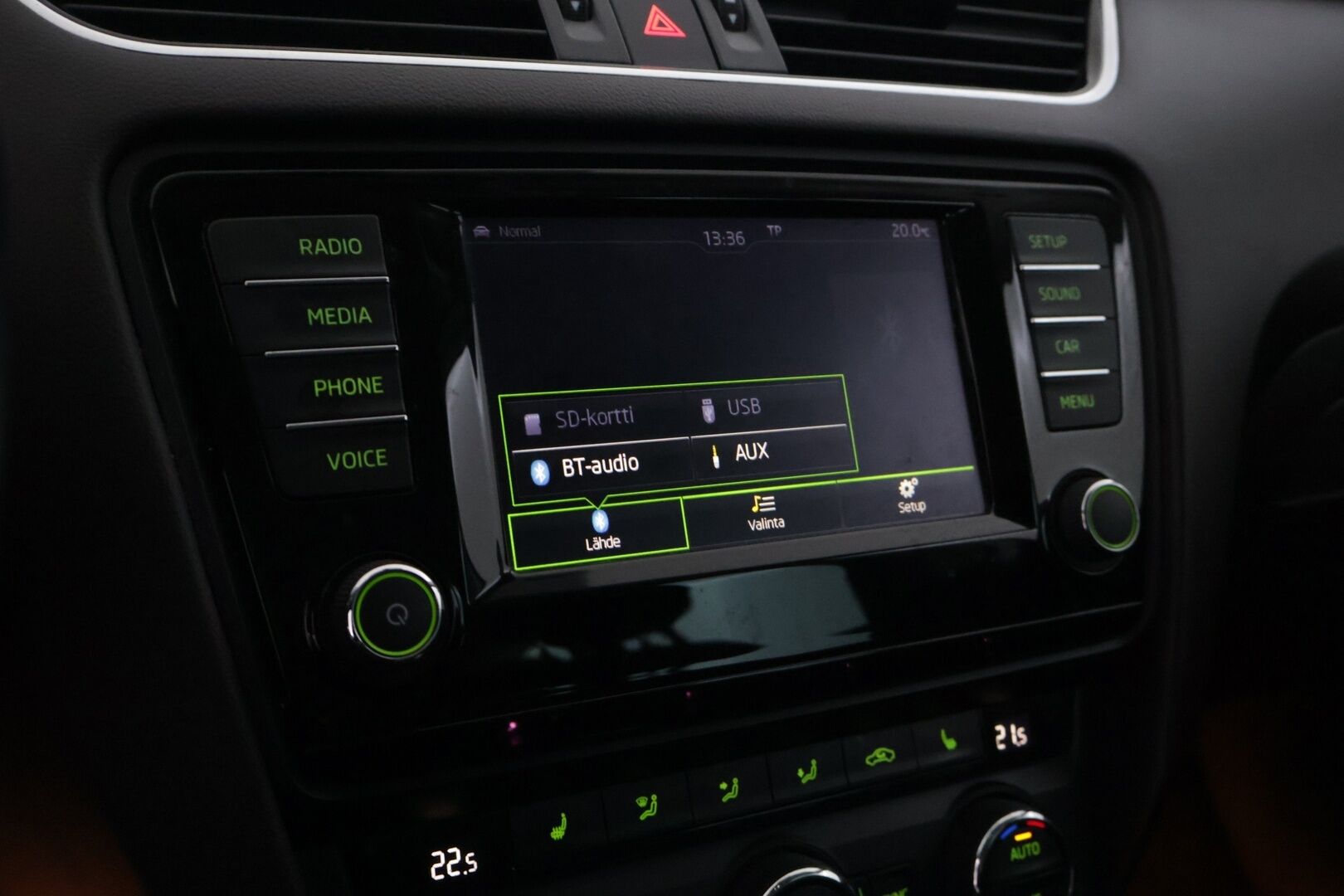 Skoda Octavia 2017 Combi 2,0 TDI 184 4x4 Scout DSG Autom. - ACC | Webasto | Koukku | Tutkat | Lämmitettävä tuulilasi | Uudet kesärenkaat | Uusi tuulilasi | Hyvä huoltohistoria